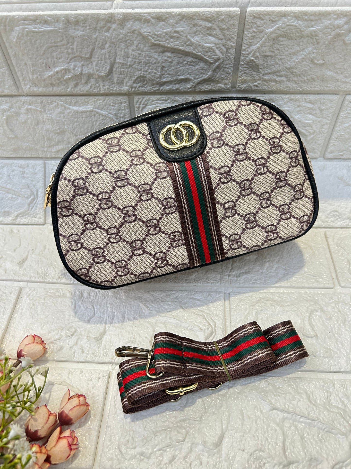 Preety Sling