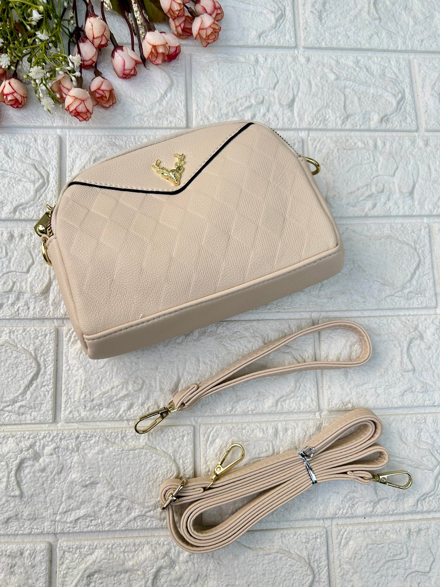 Preety Sling 1
