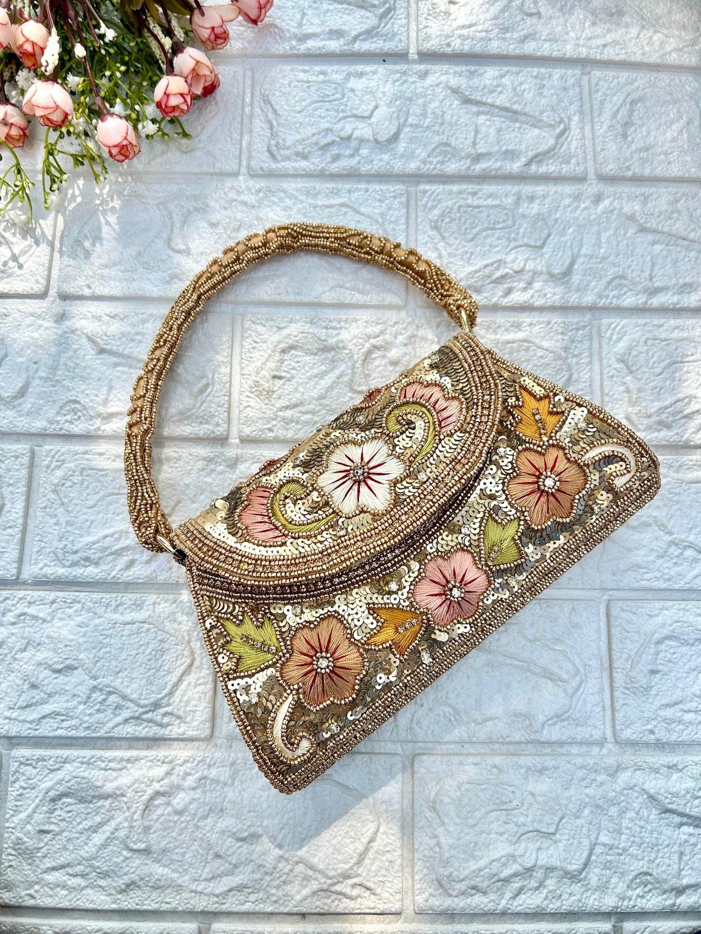 Moti Mehfil bag-3