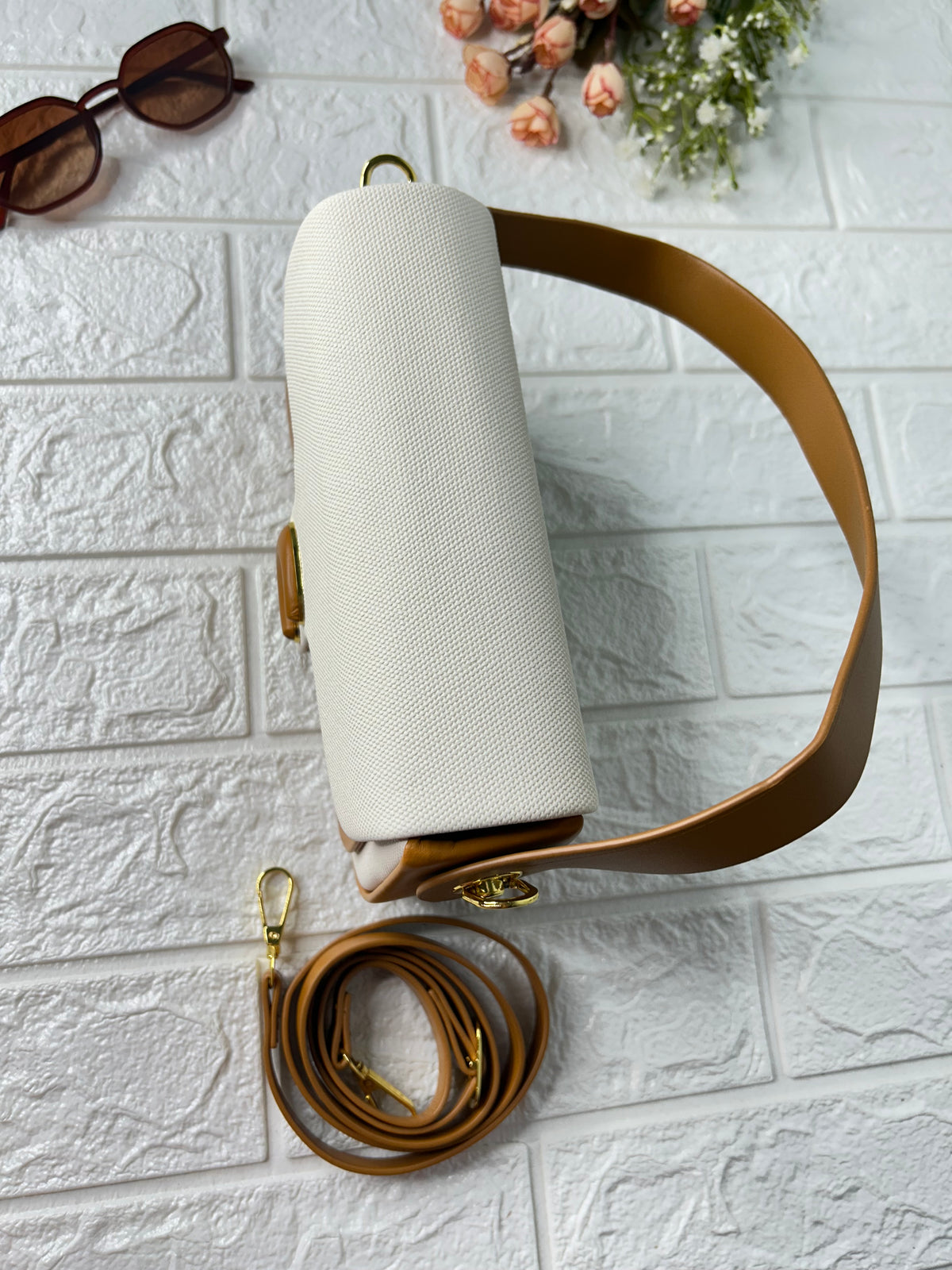 Breeze Trendy Sling