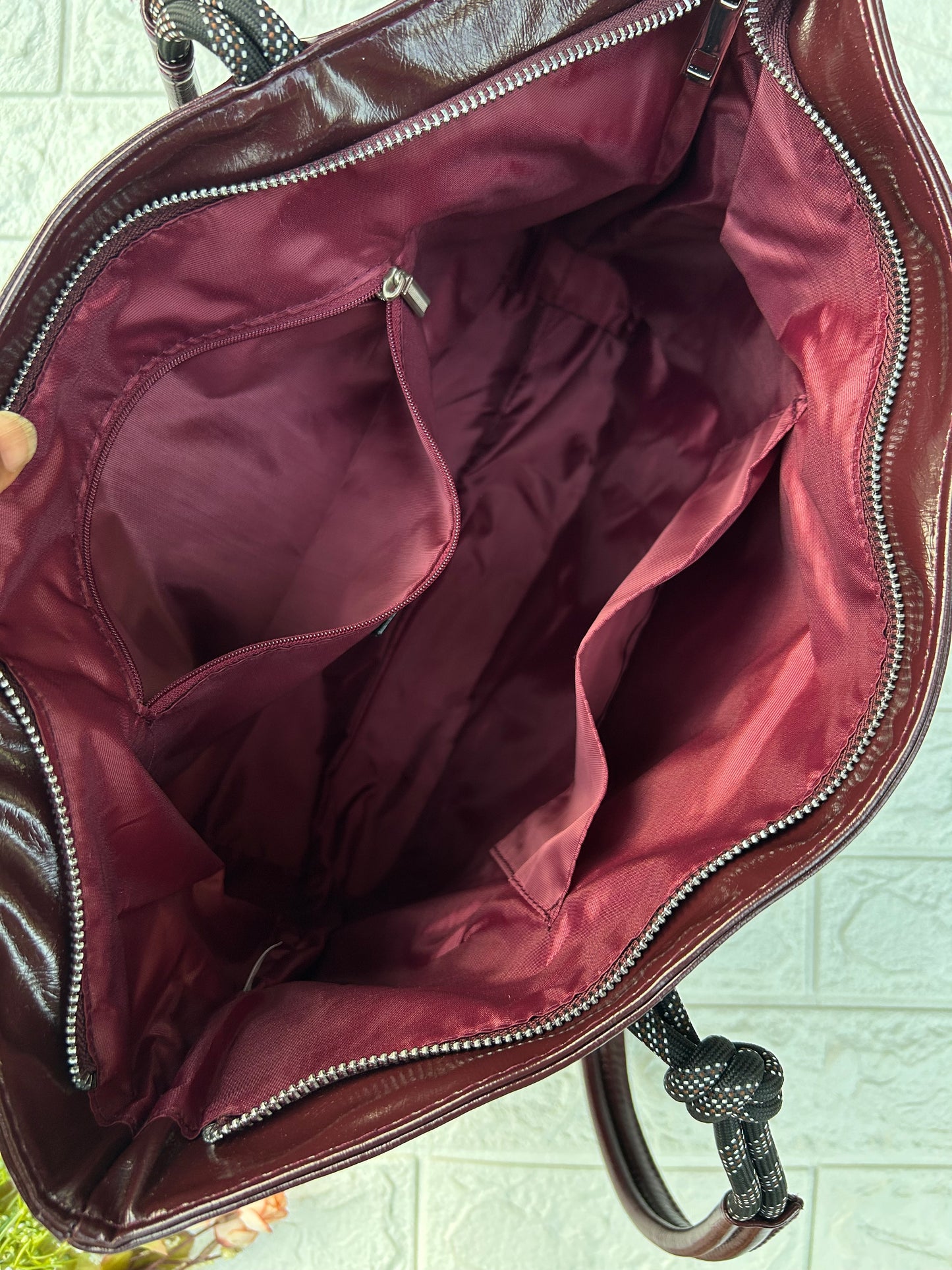 Metro Carry Shoulder Bag