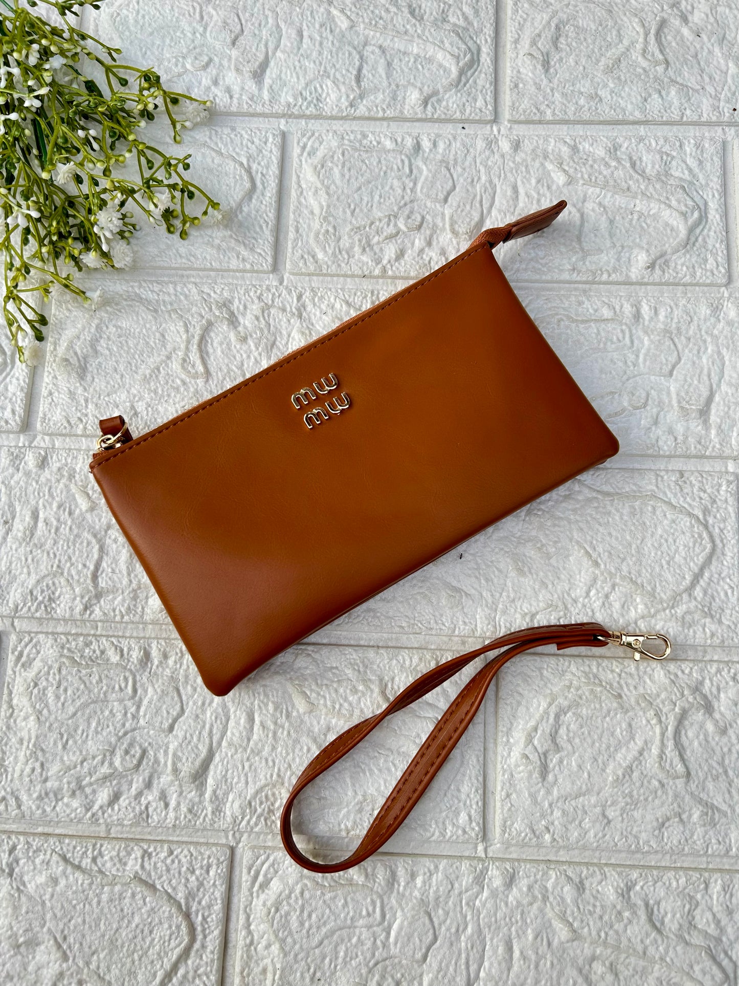 Smart Carry Wristlet-1