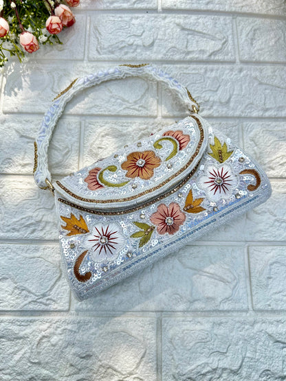 Moti Mehfil bag-3