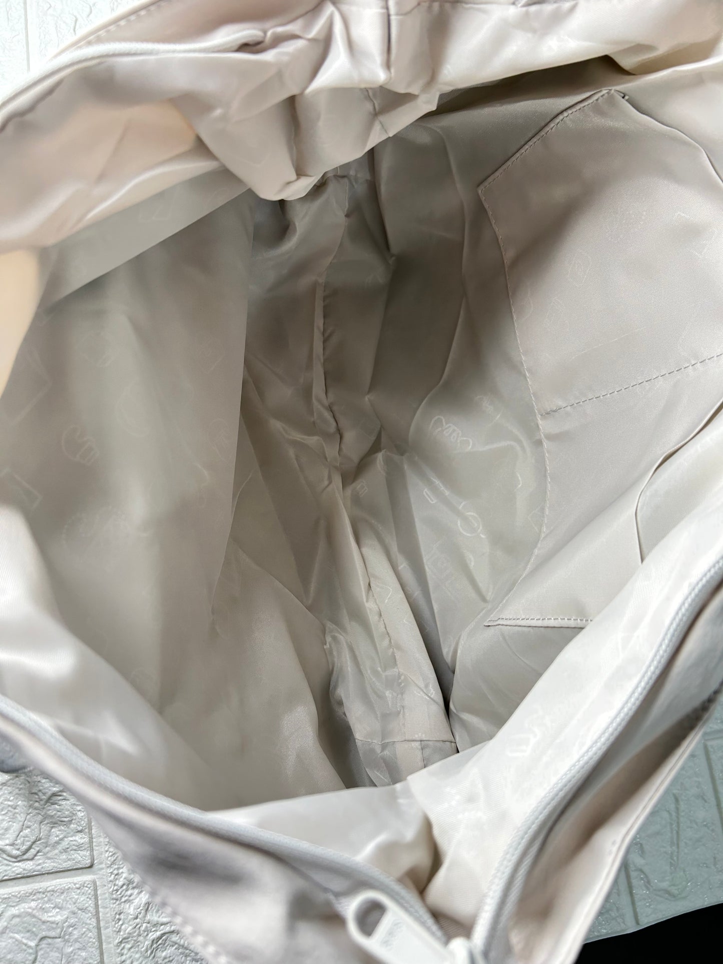 Softline Tote