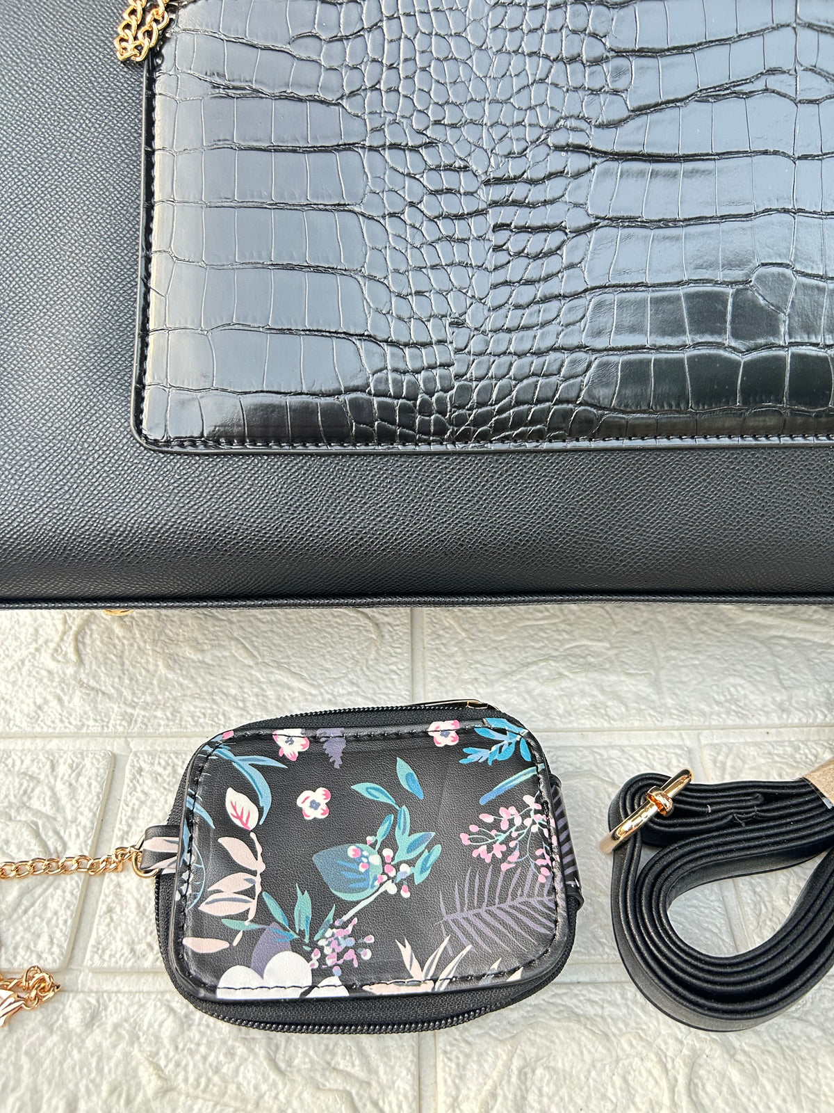 Classic Tote Bag-1