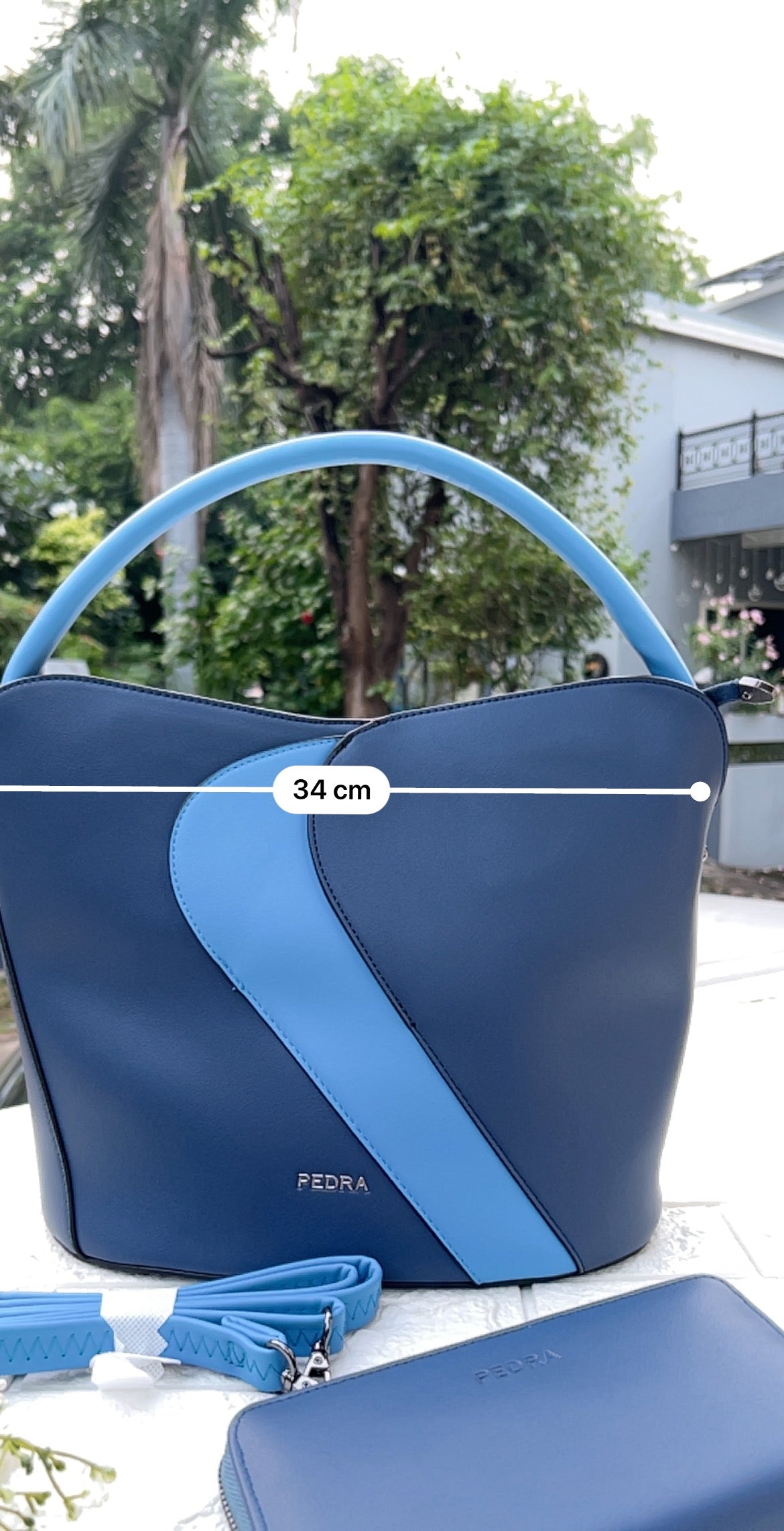 Pedra Handbag