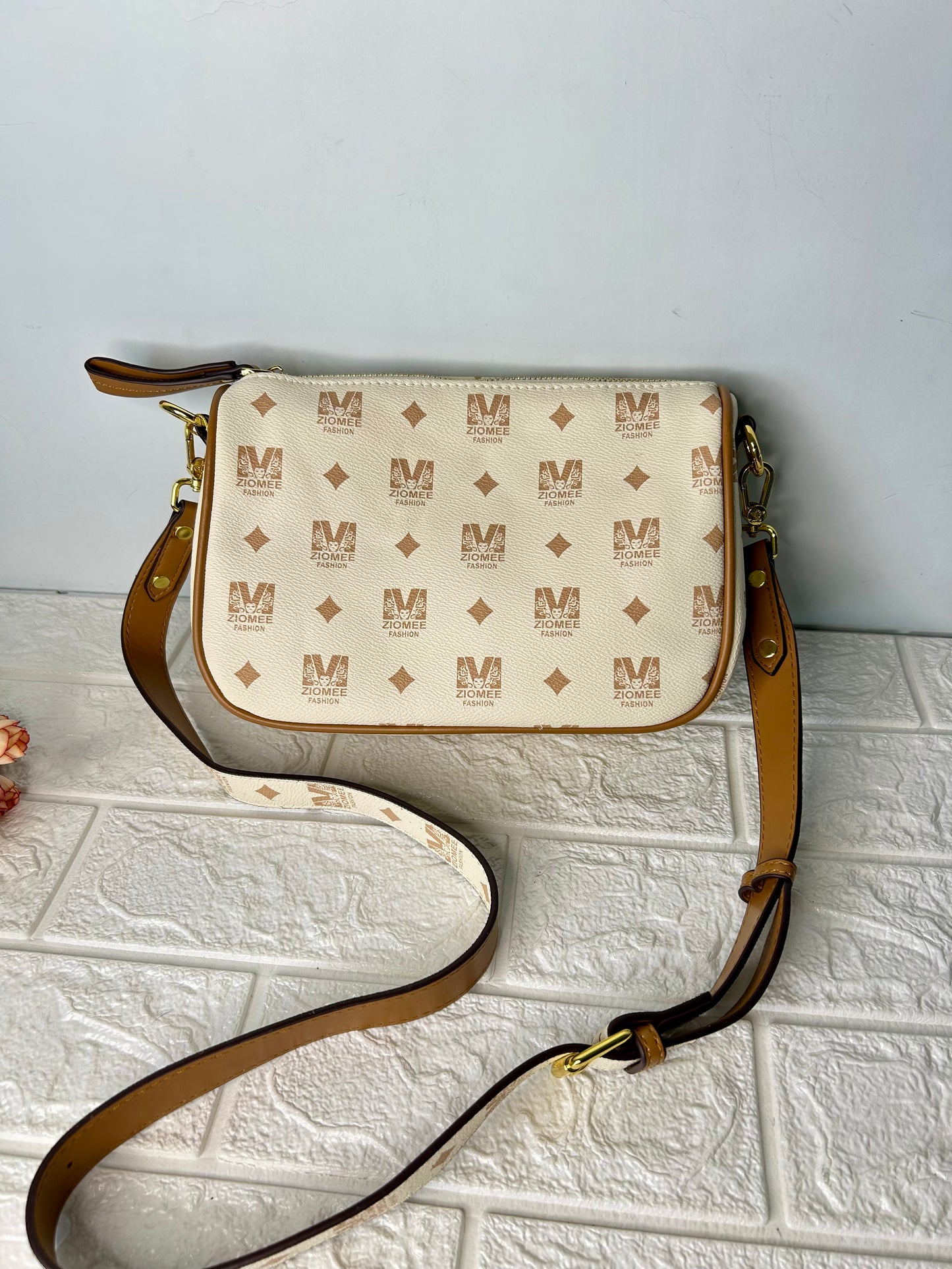 Signature Sling