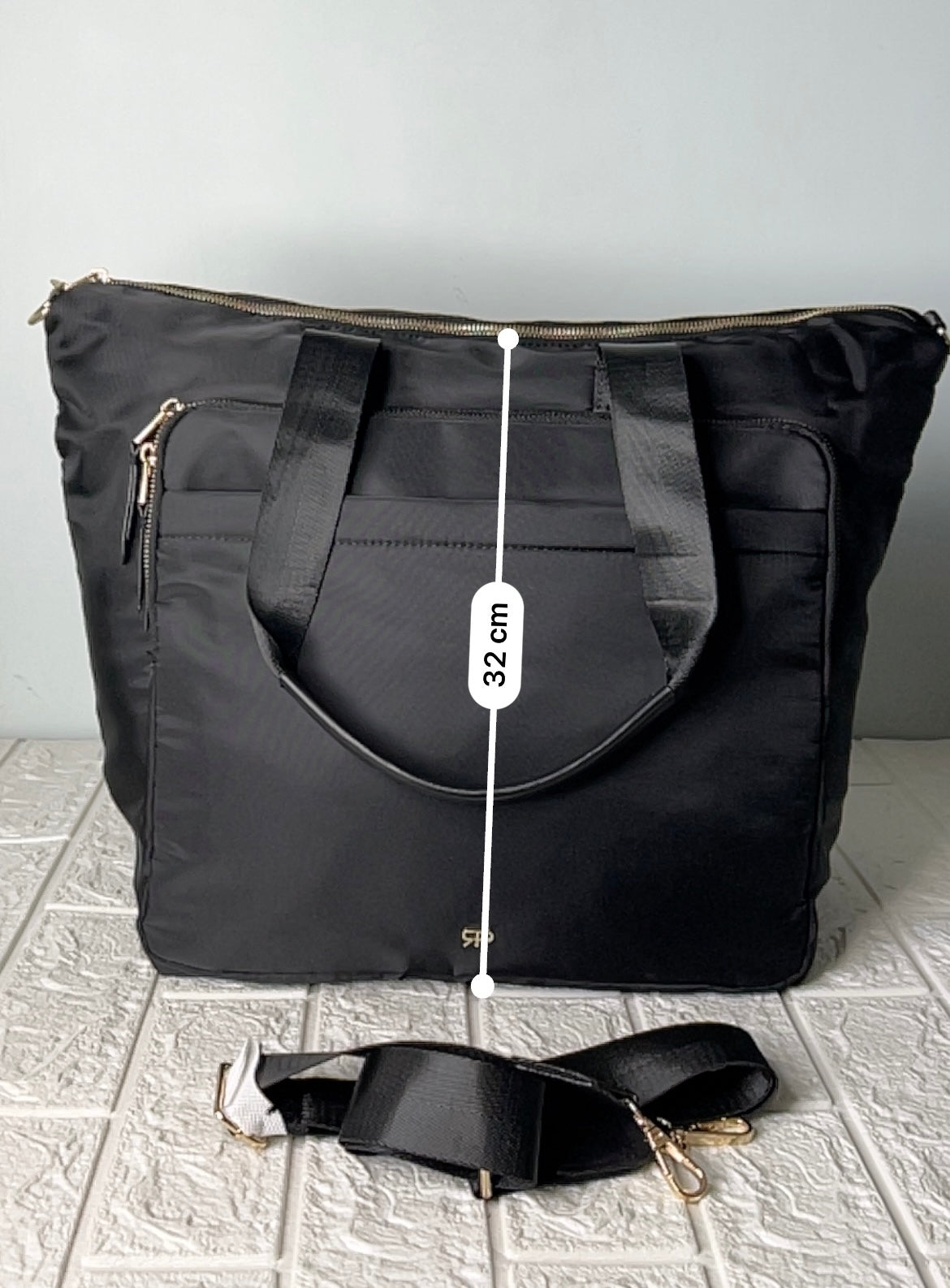 Black Majesty Tote