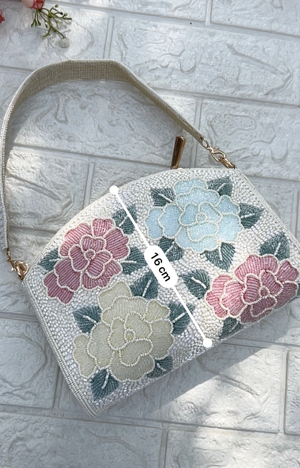 Moti Mehfil bag-1