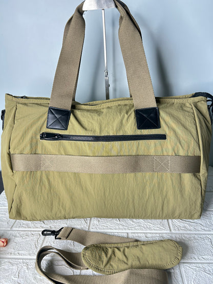 TravelMate-4