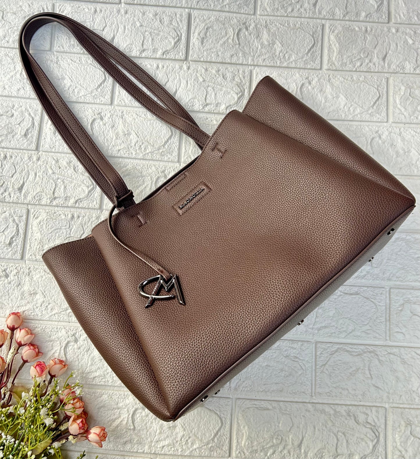 Accent Tote