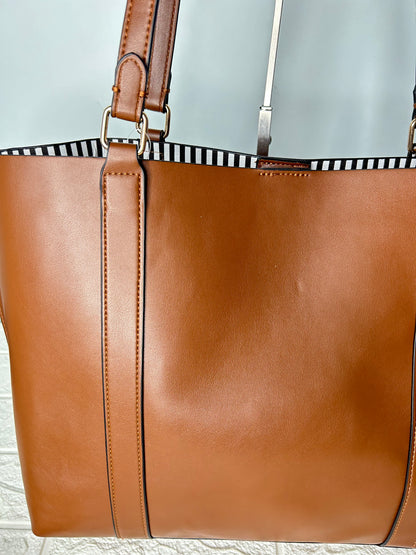 Executive Tote