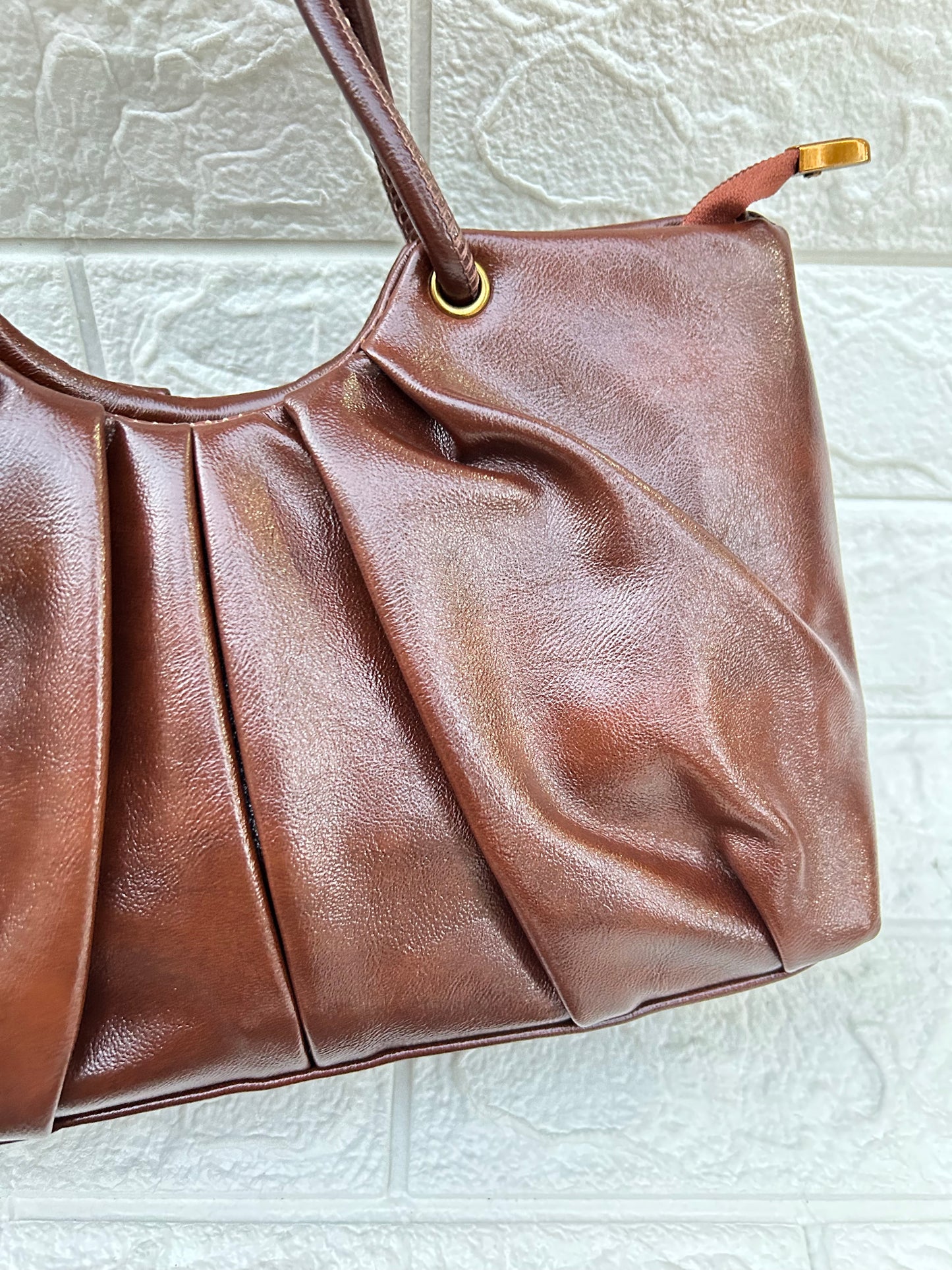 Pearl Pleated