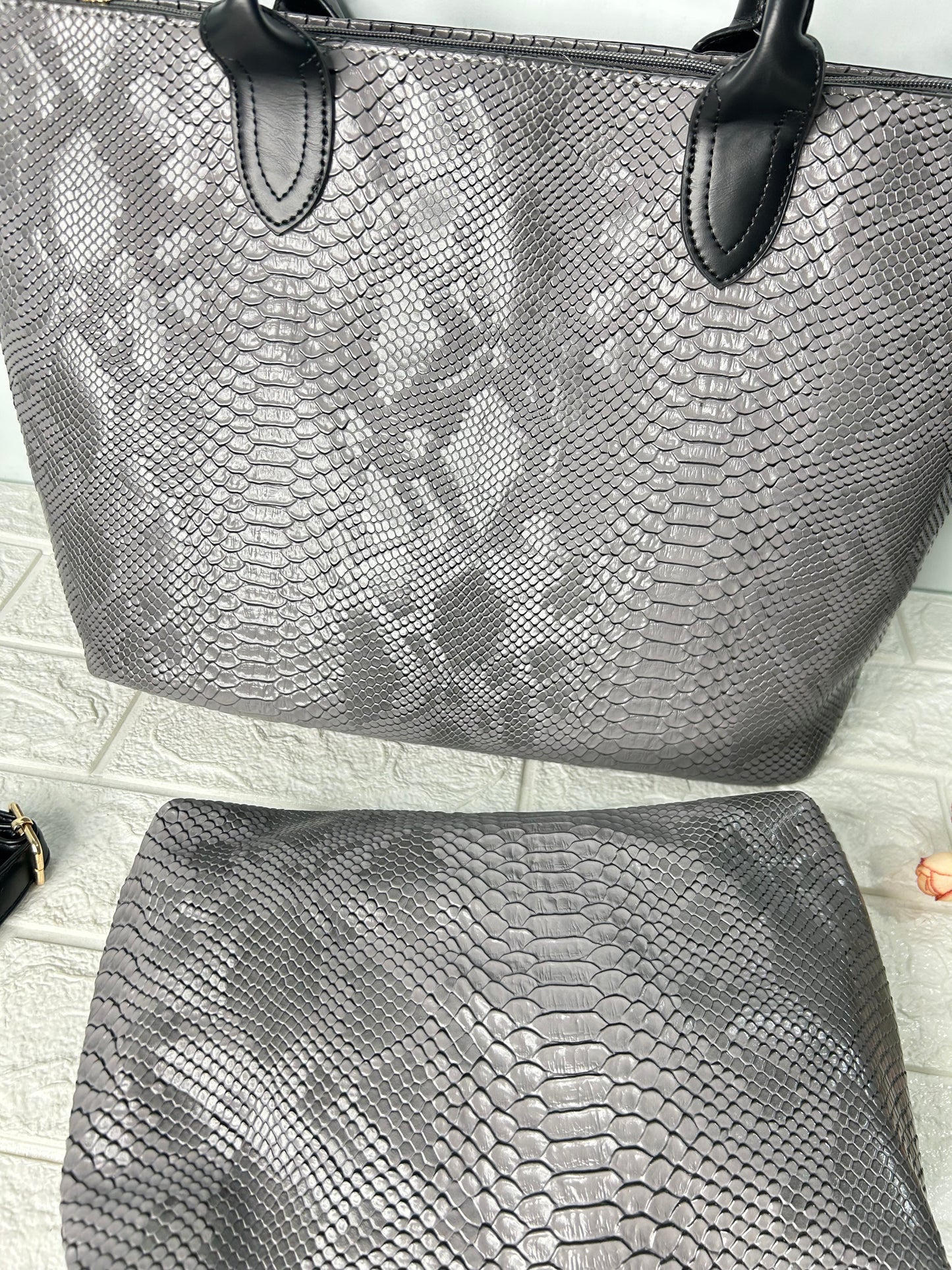 CrocLuxe Tote