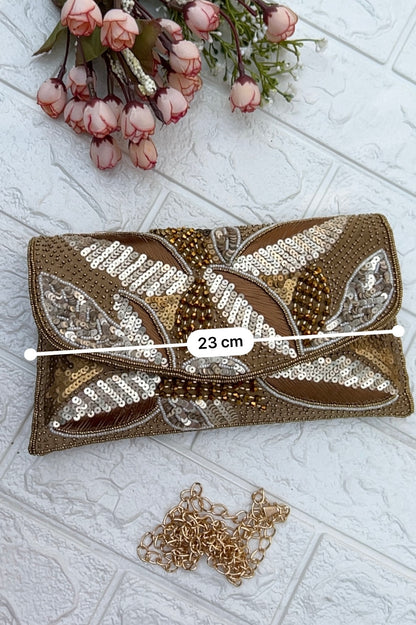 Peacock clutch