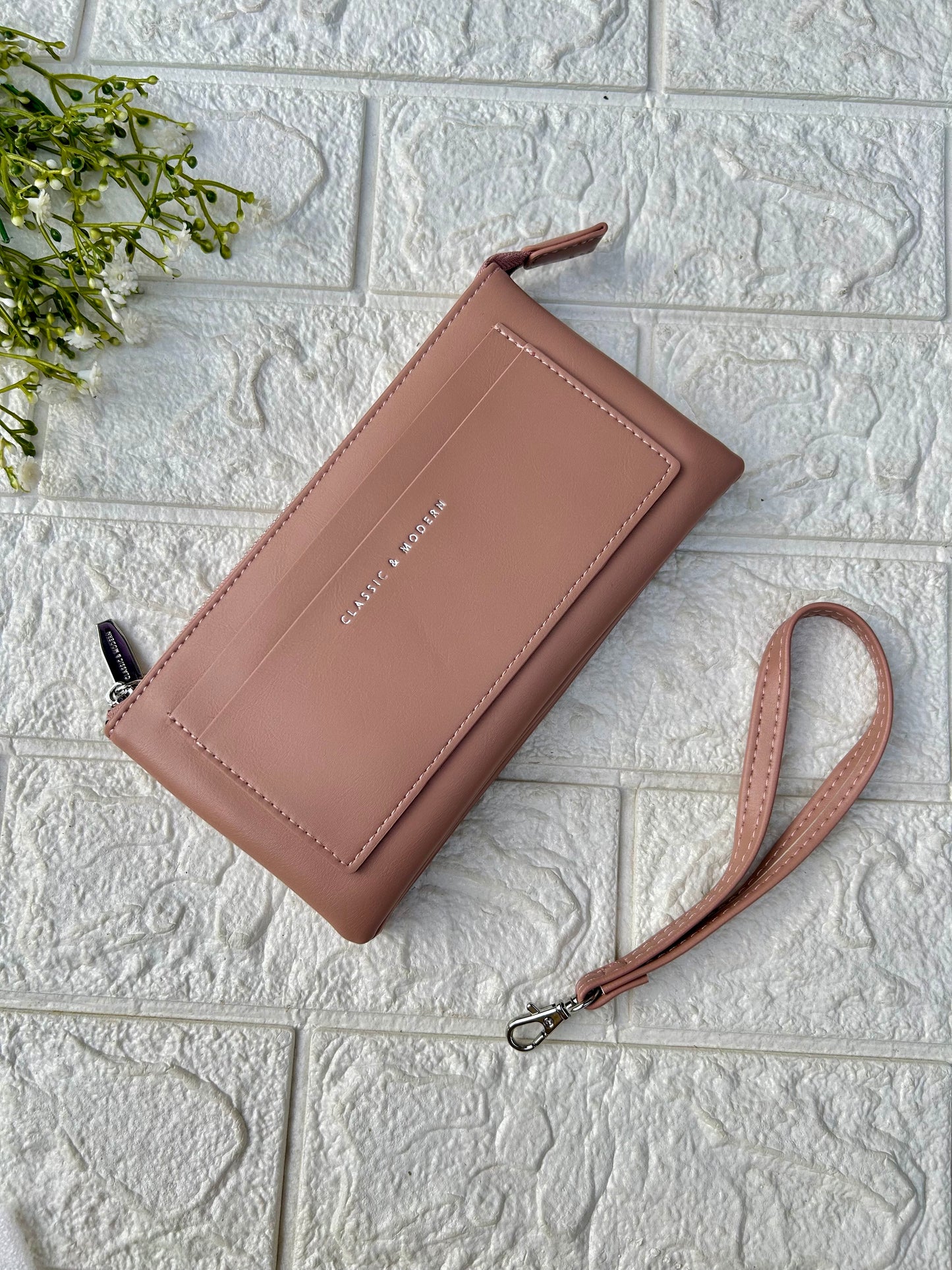 Smart Carry Wristlet