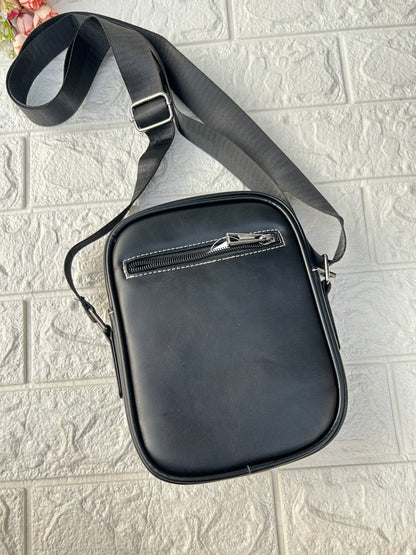 BoldMove Men’s Sling