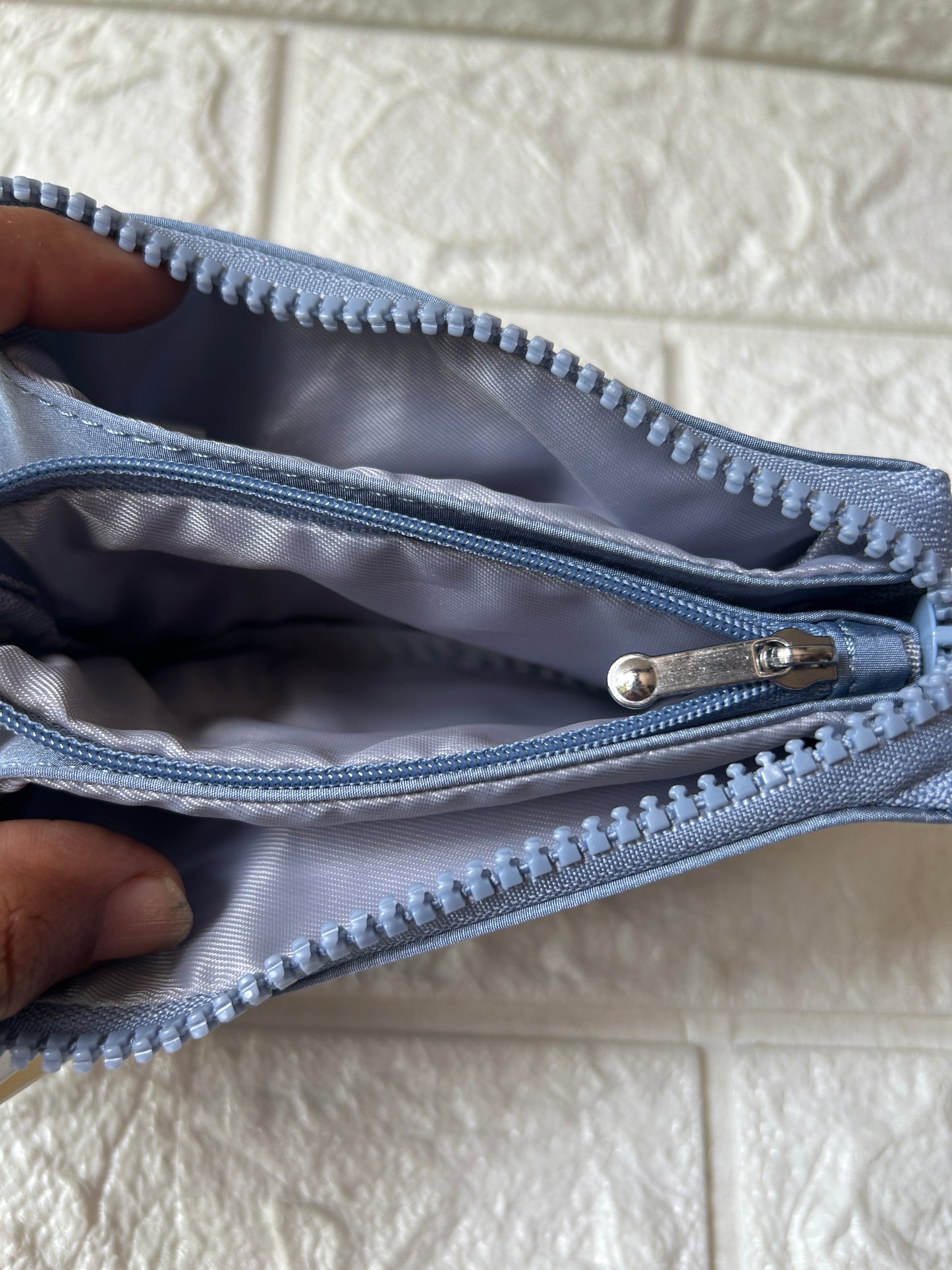 Dura pouch