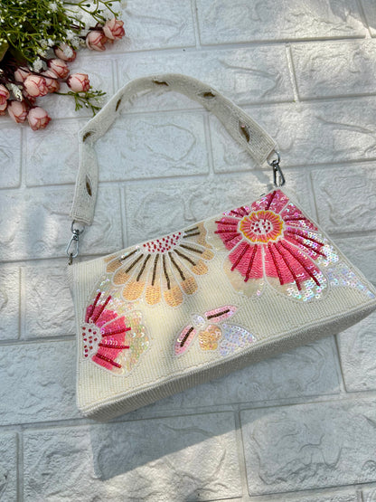 Moti Mehfil bag!