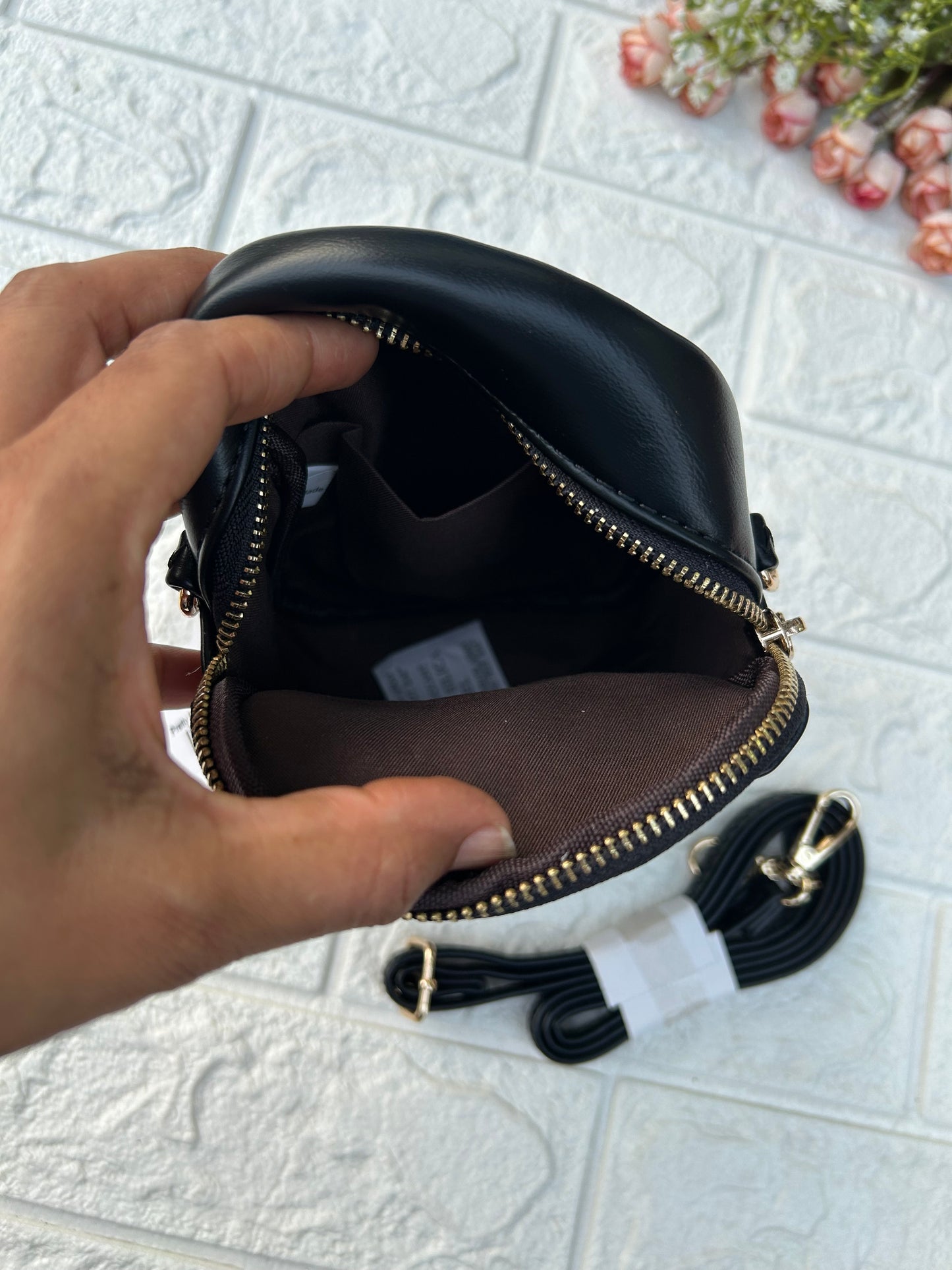 Pretty Mobile Sling