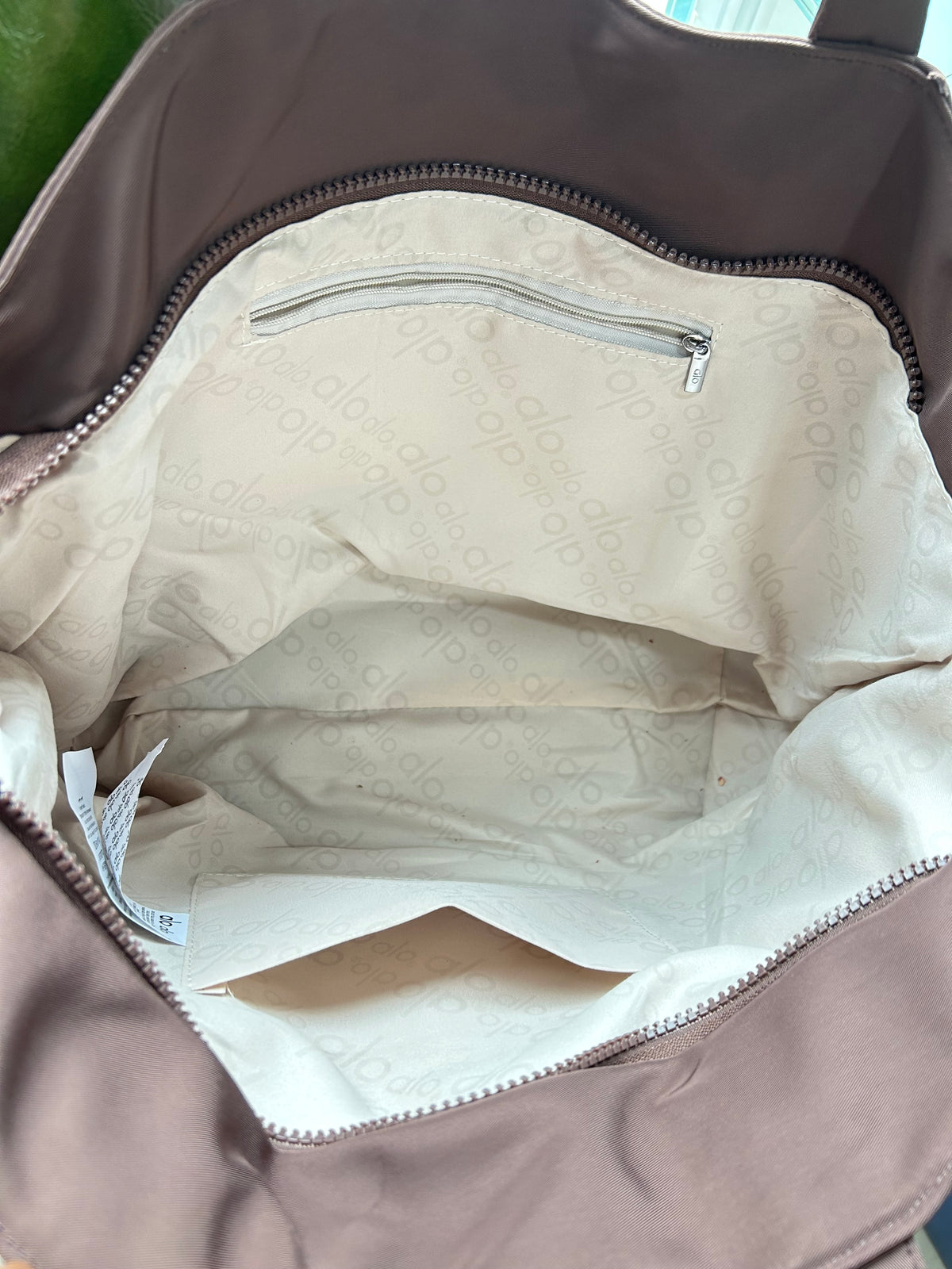 VivaPop Shoulder Bag-2