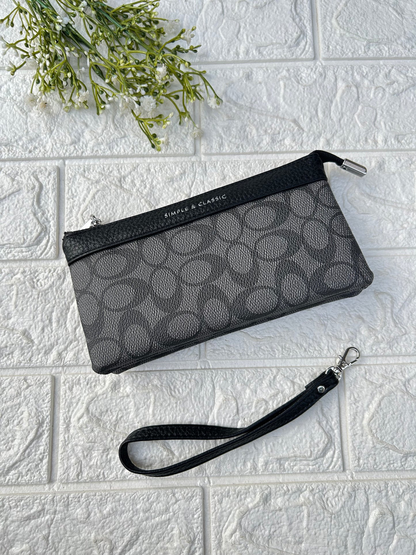 Smart Wristlet