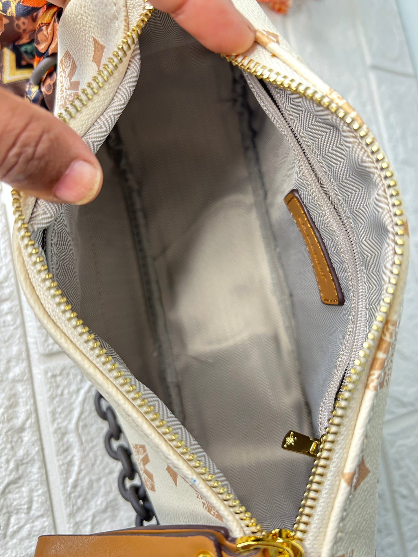 Signature Sling