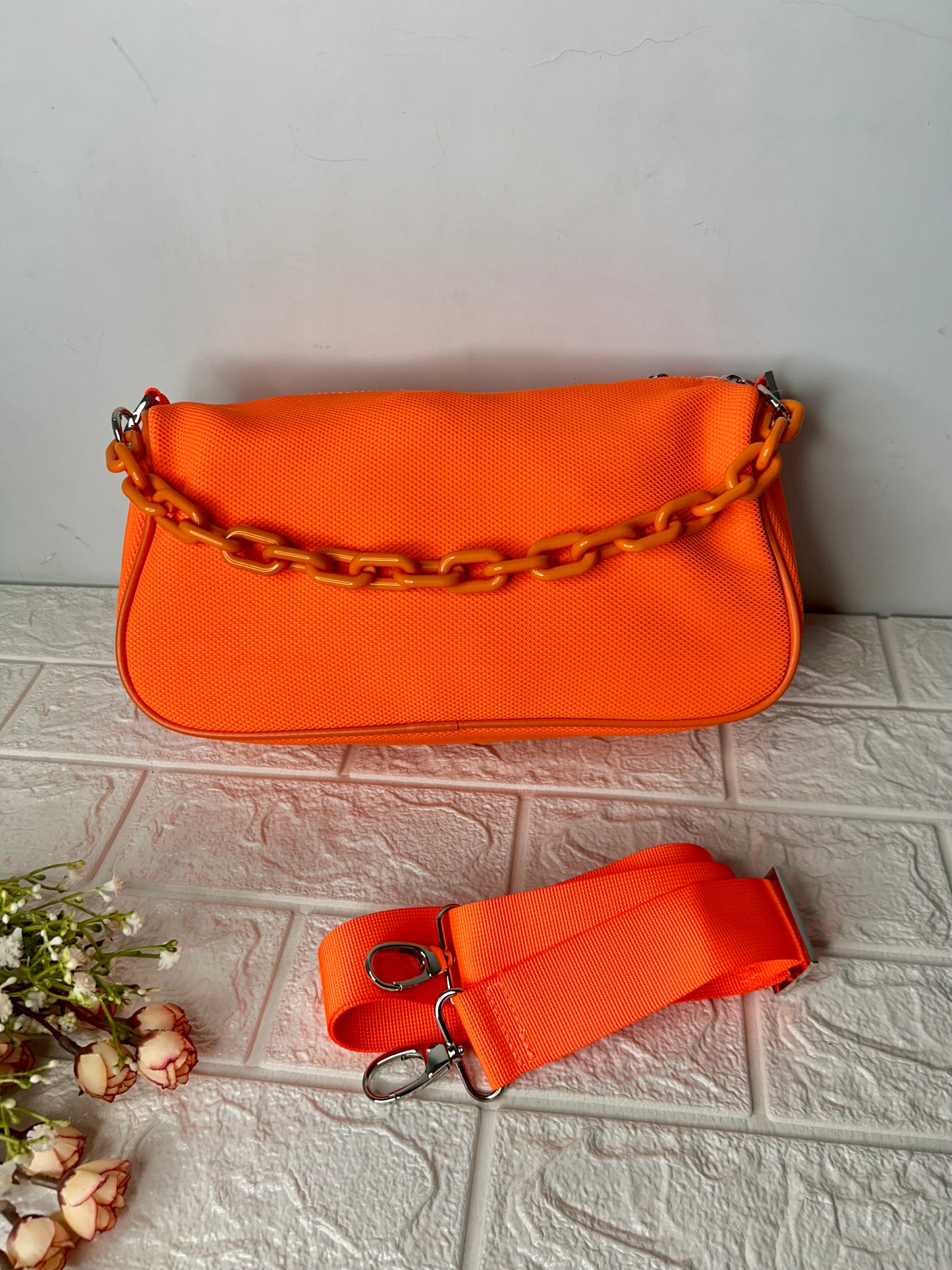 Pop Mesh Sling