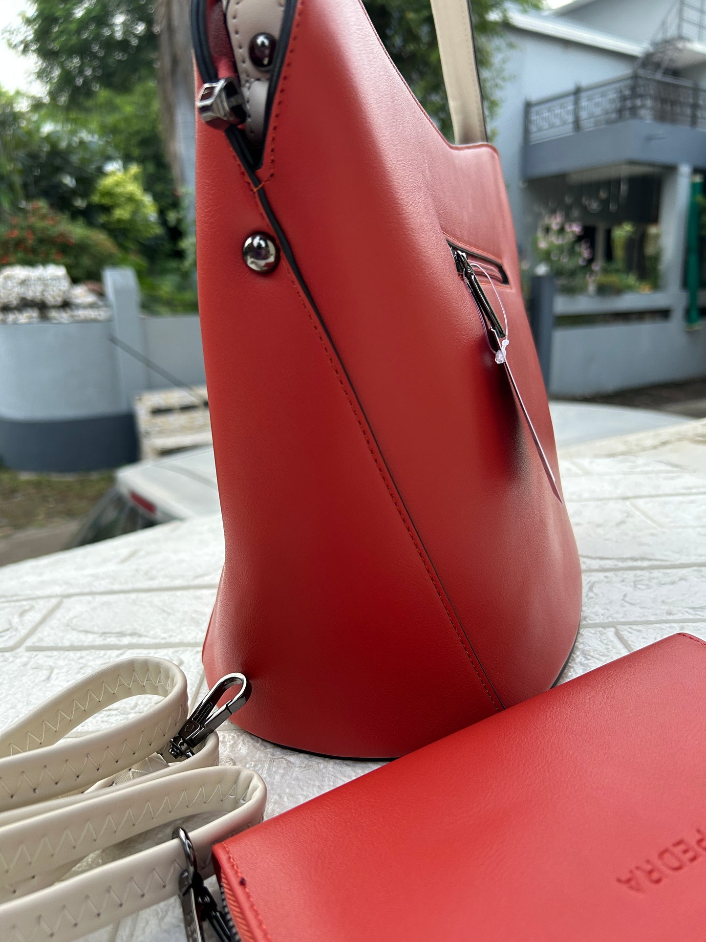 Pedra Handbag