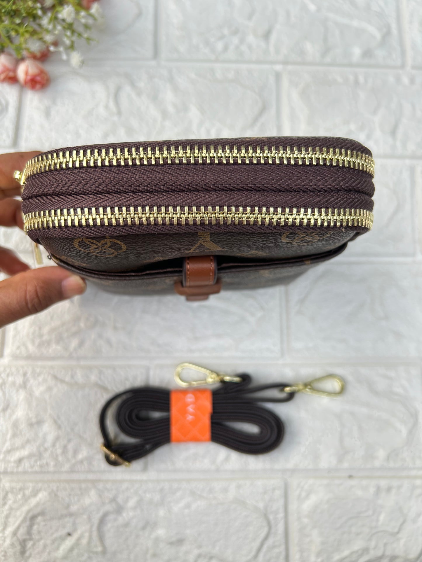 Luxe Mobile Sling
