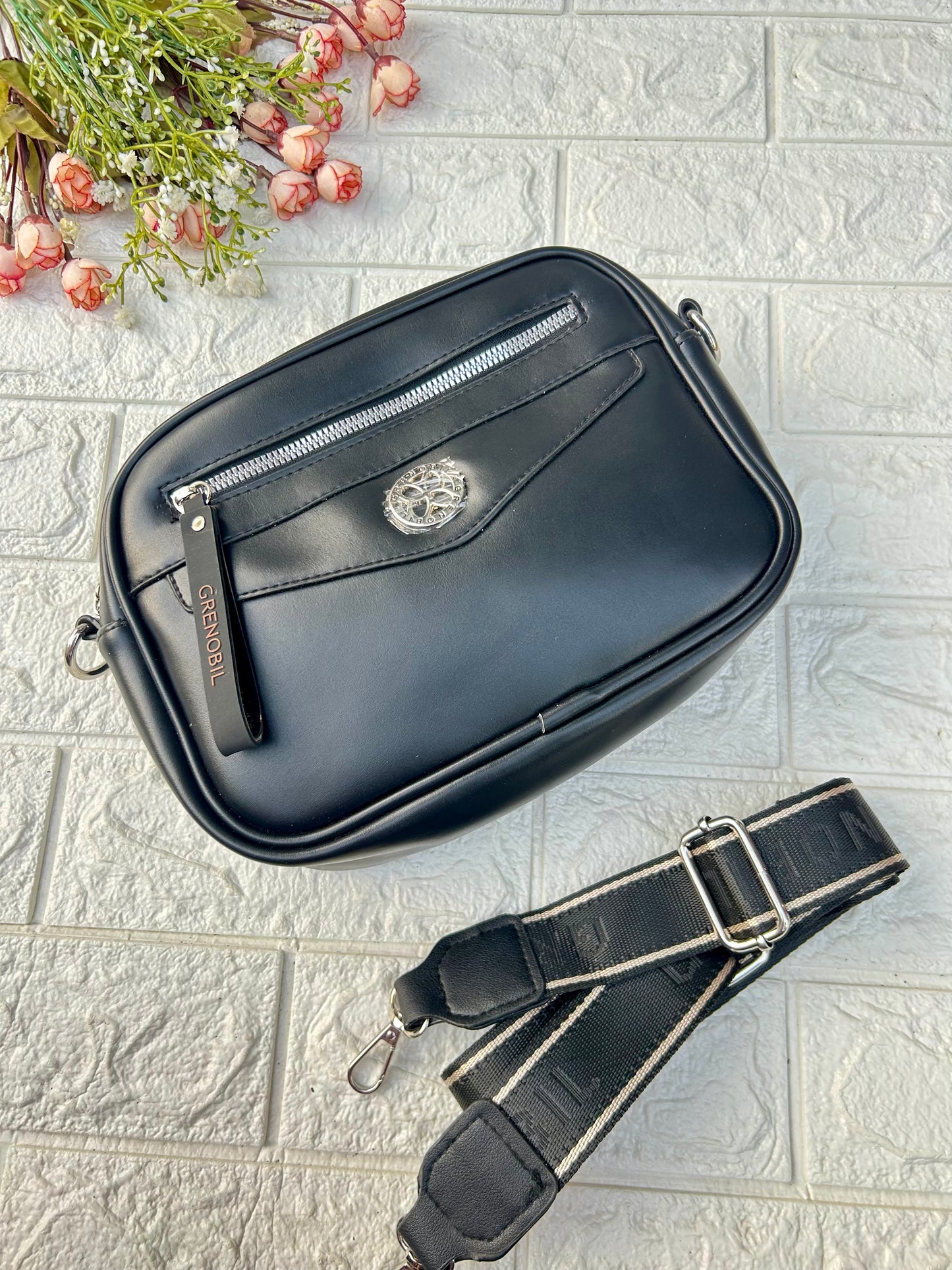 Routine Chic Sling