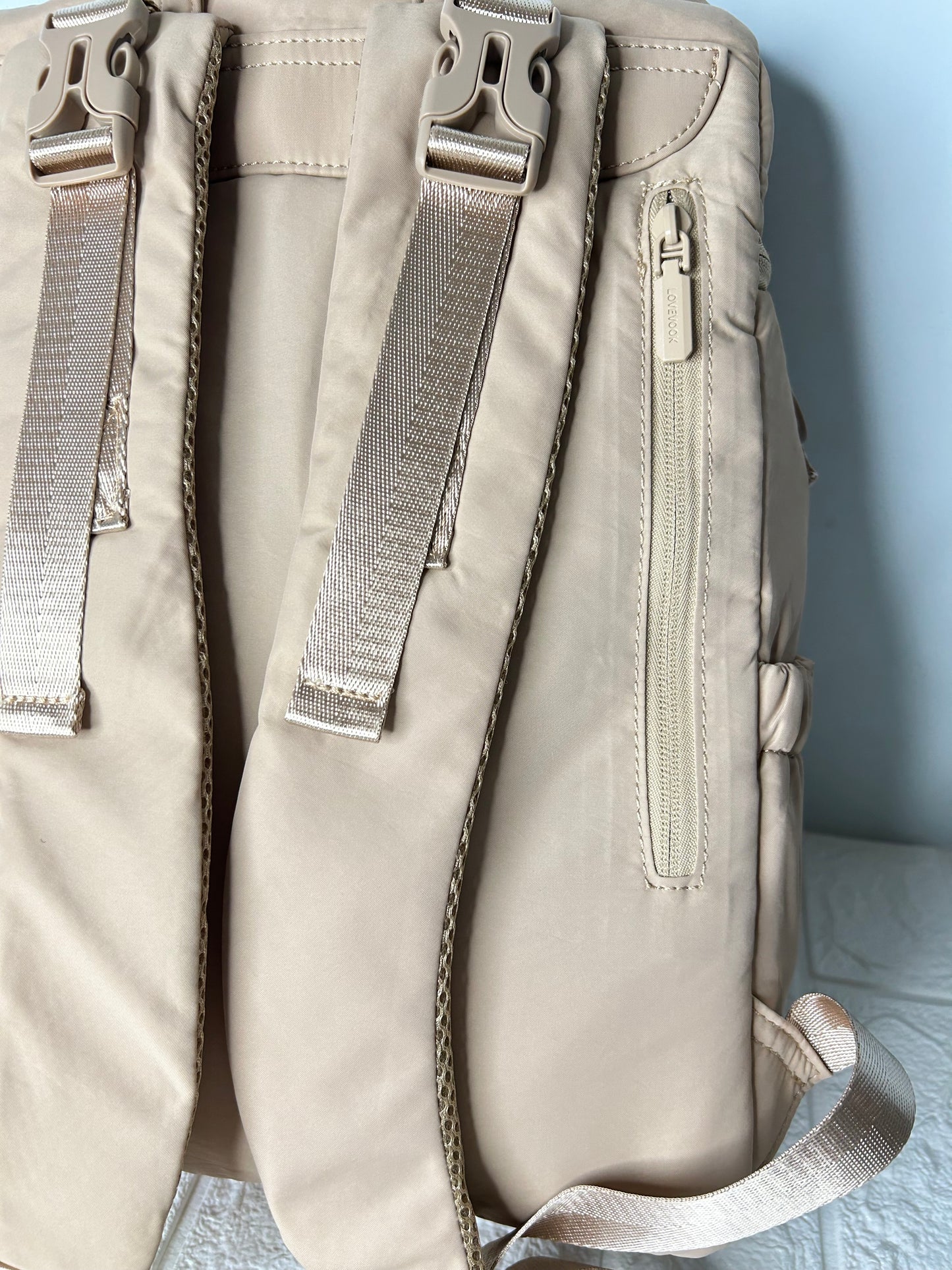 CloudCarry Backpack