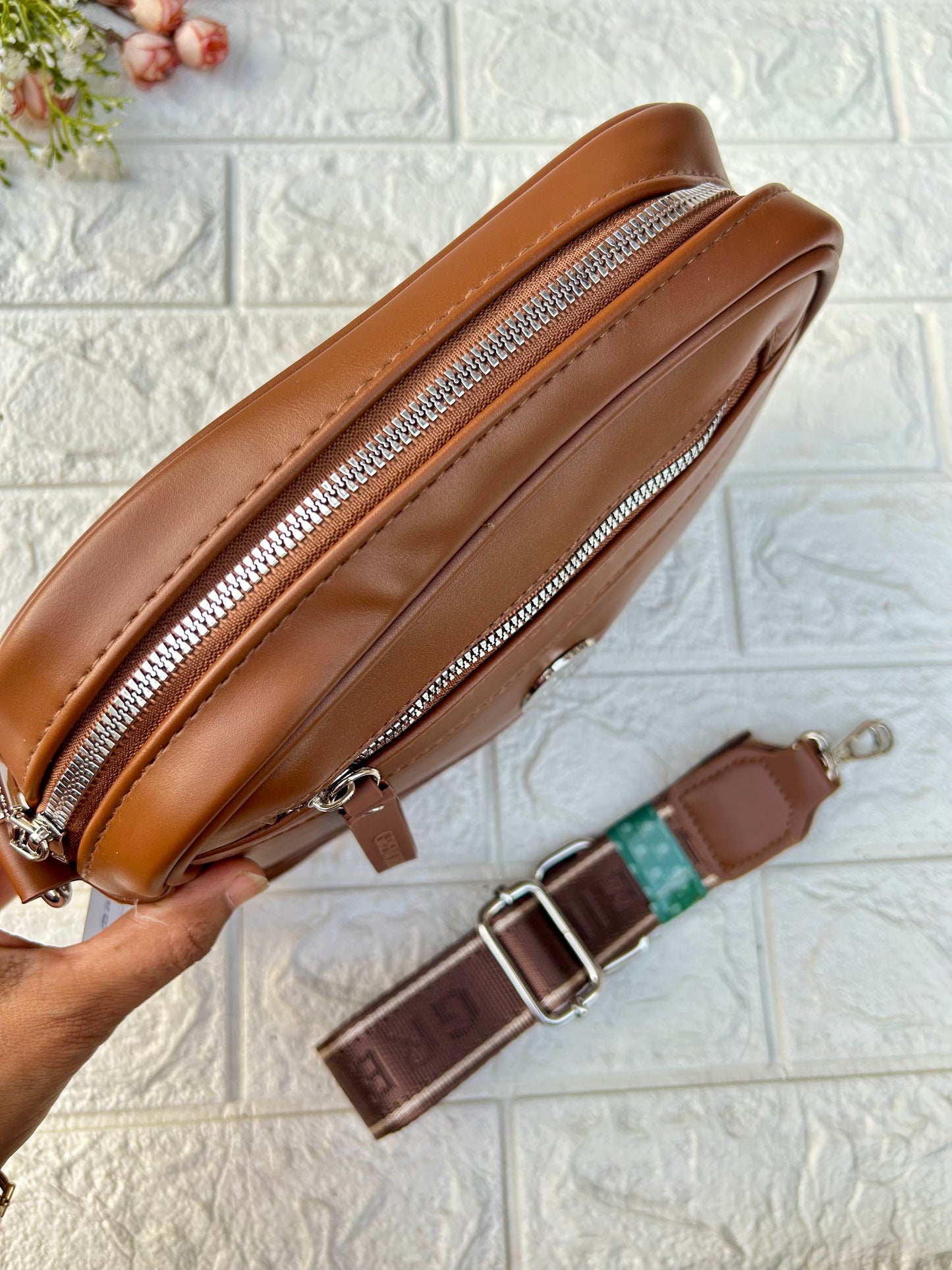 Routine Chic Sling