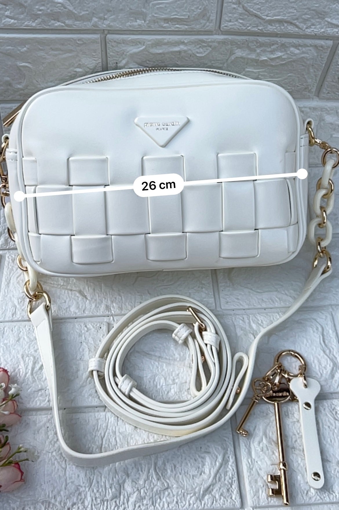 White luxe bag