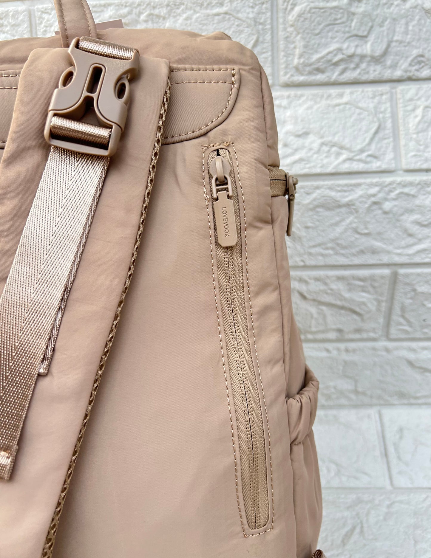 CloudCarry Backpack