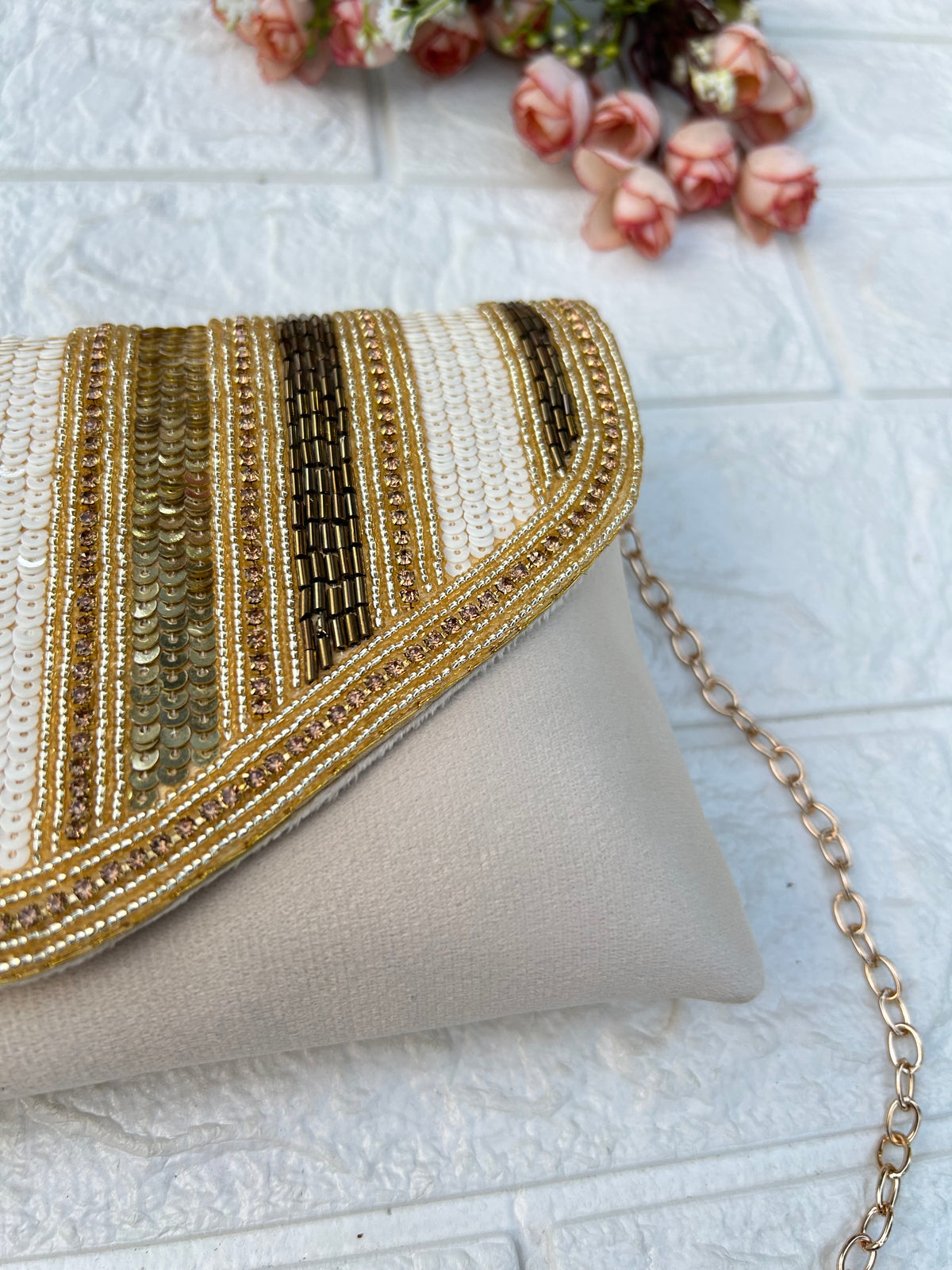 Chic & Shine Clutch-1