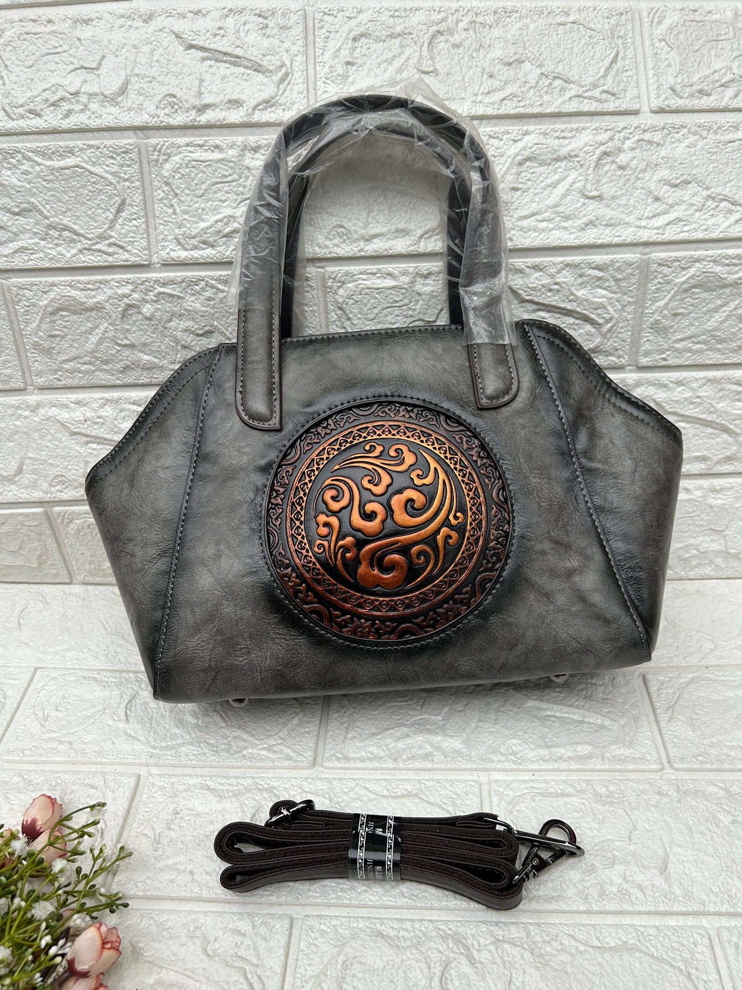 Vintage Vibe Handbag!