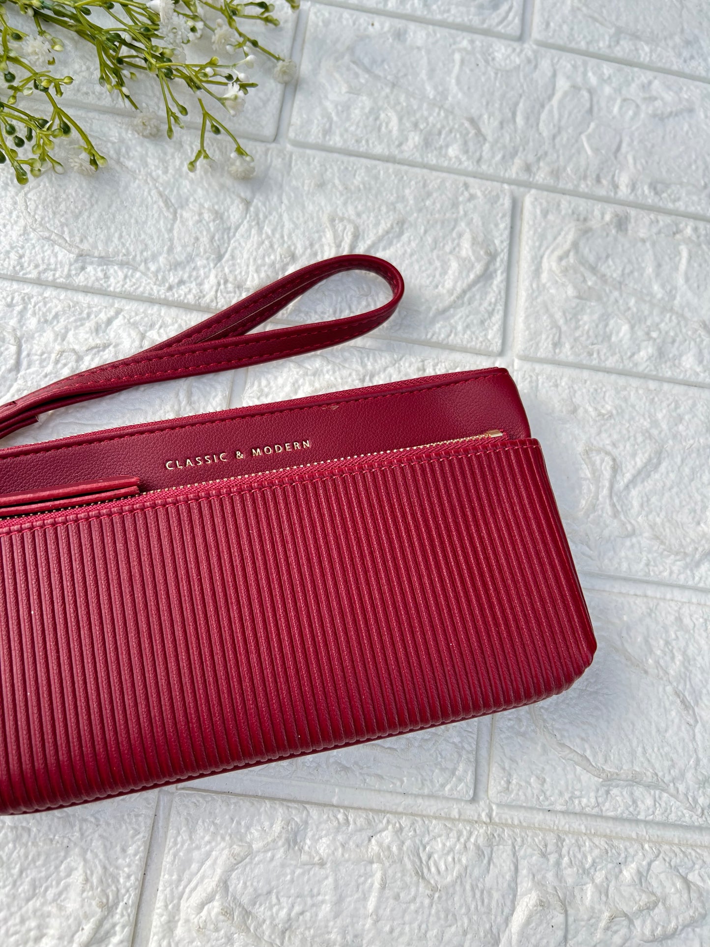 Smart Wristlet
