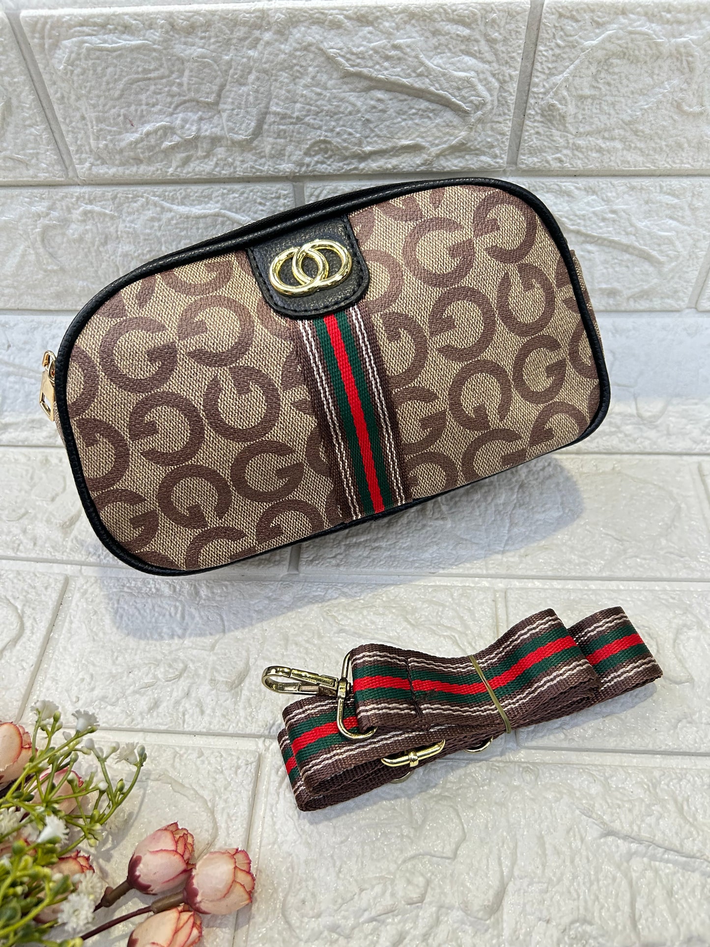 Preety Sling