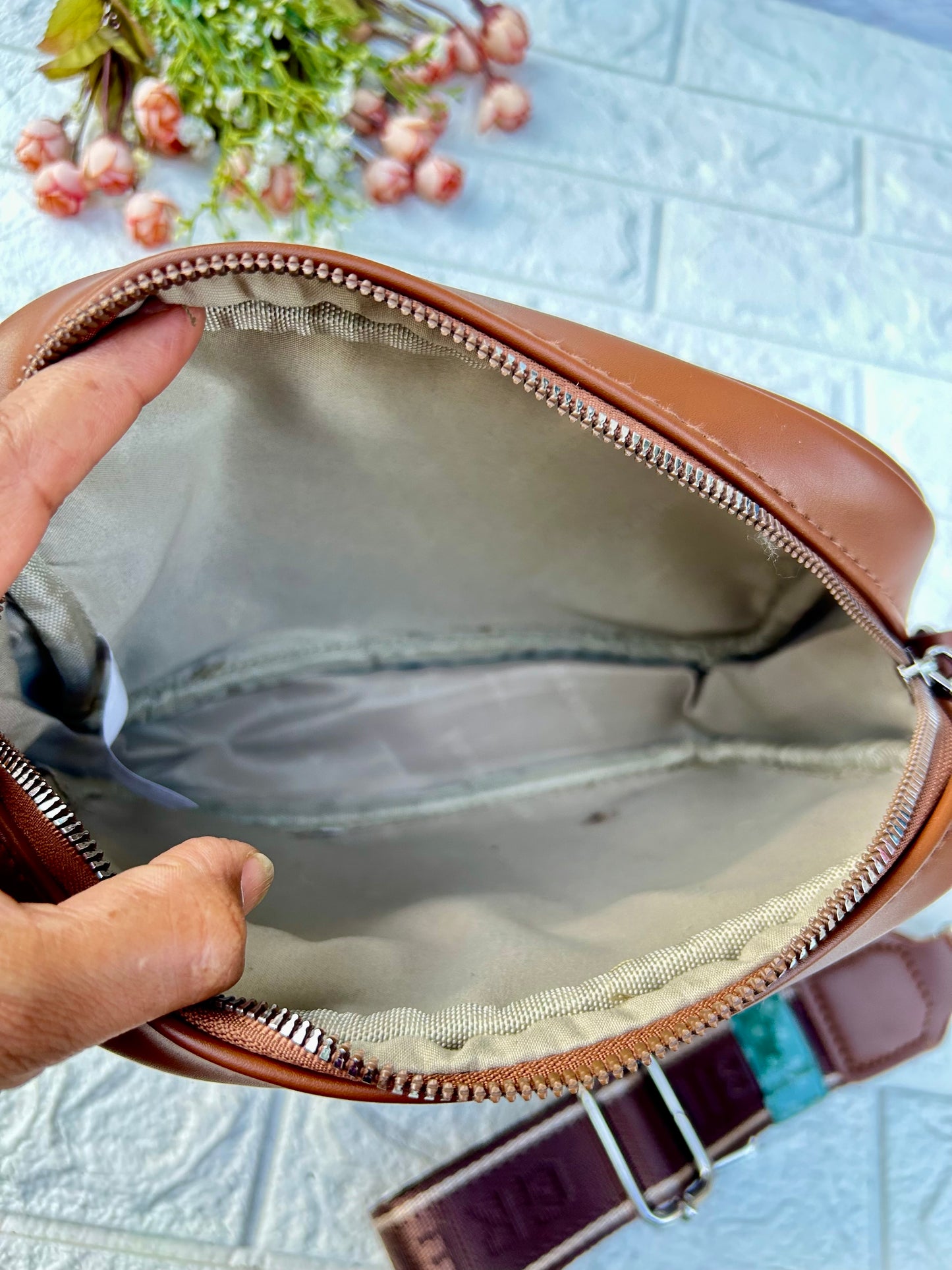 Routine Chic Sling