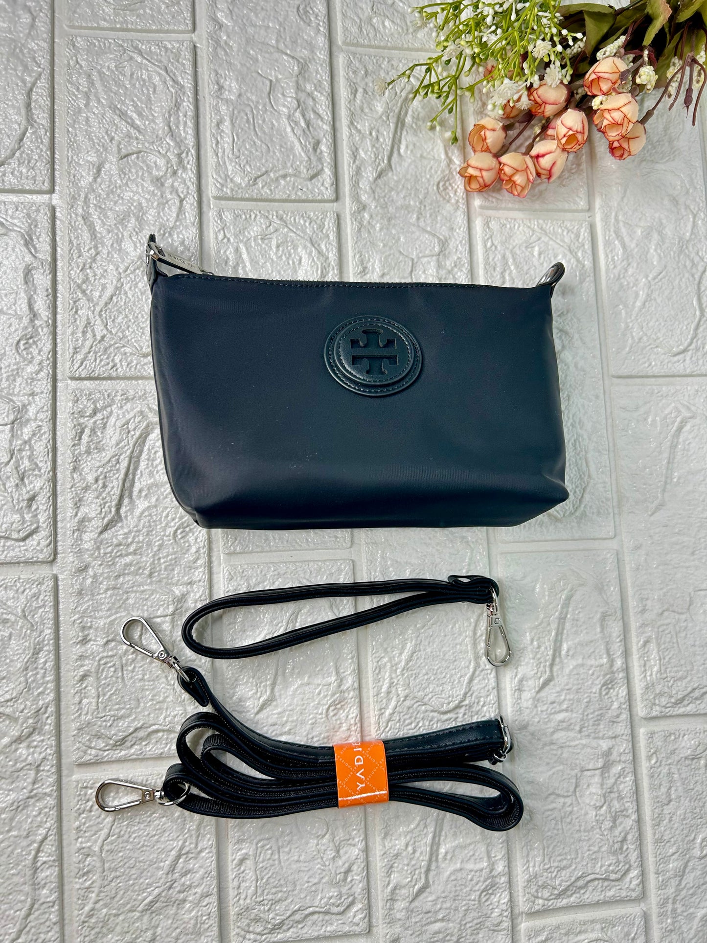 Daily Daisy Sling
