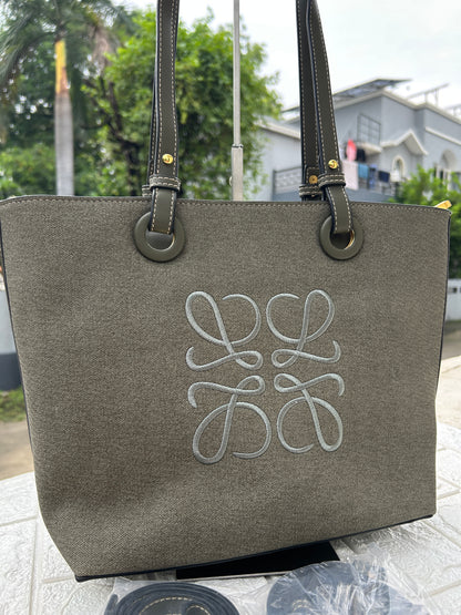 Daylight Tote