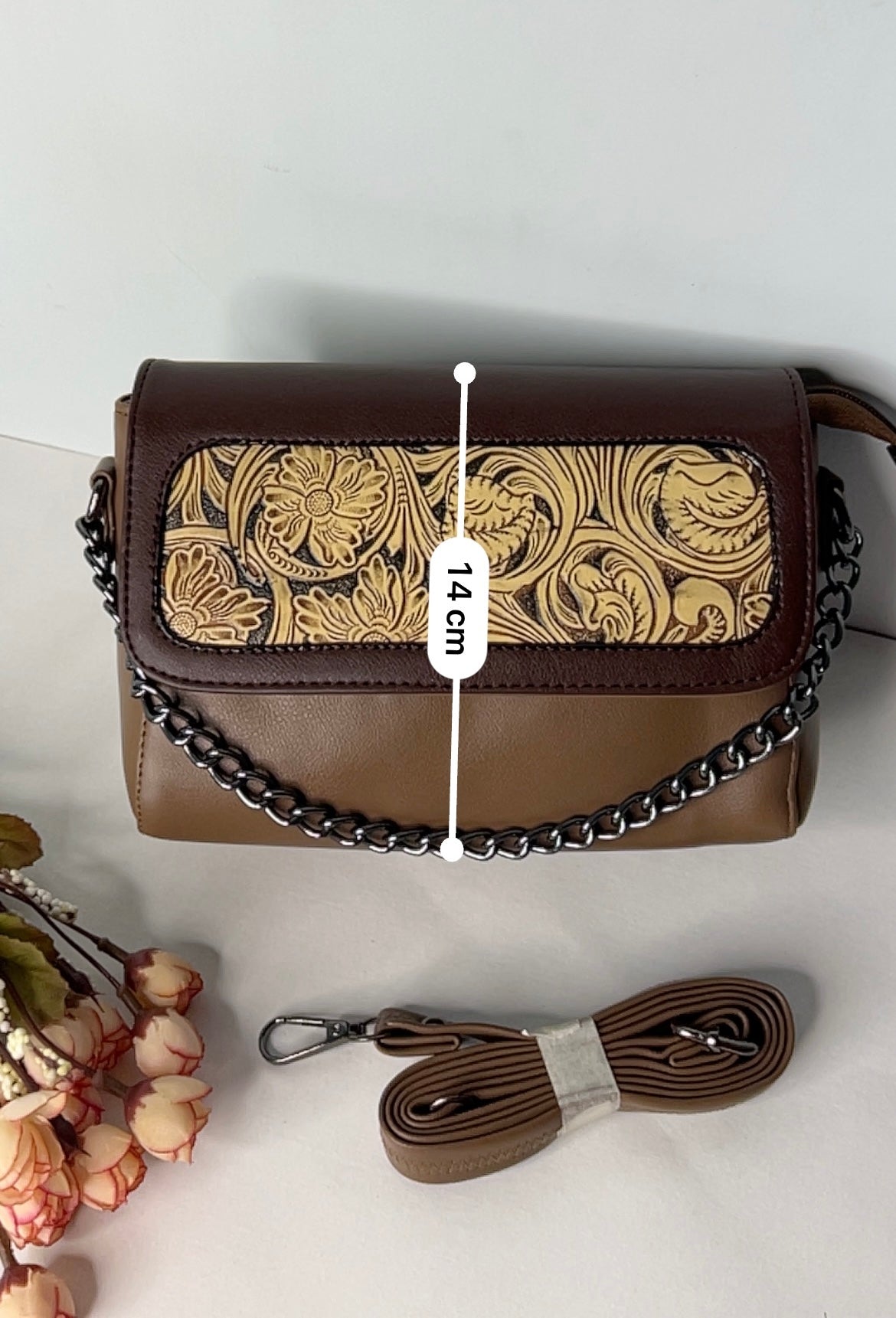 Aira Sling Bag