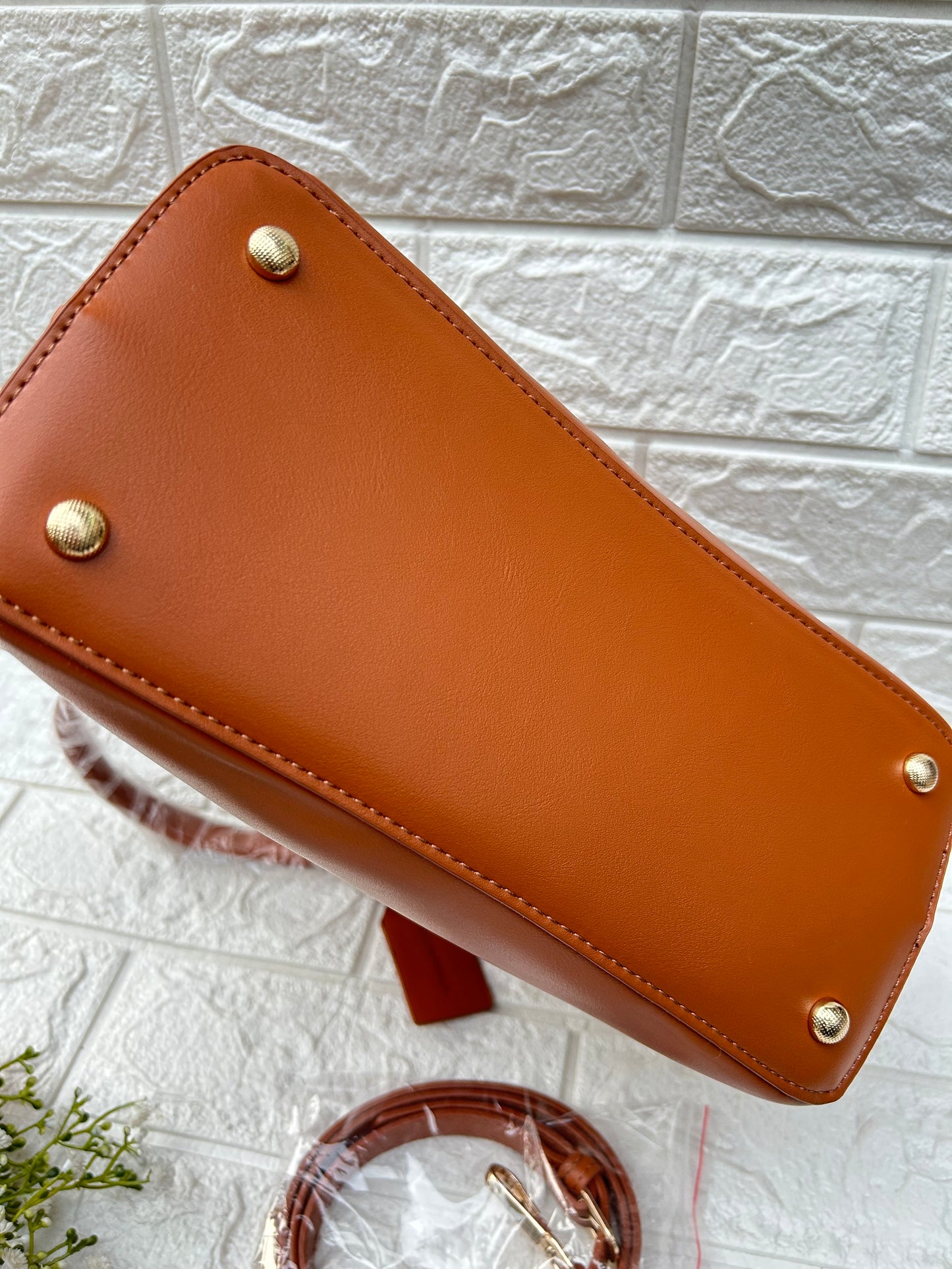 Classy Carry Handbag-2