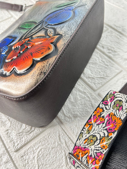 Vintage Bloom Bag!