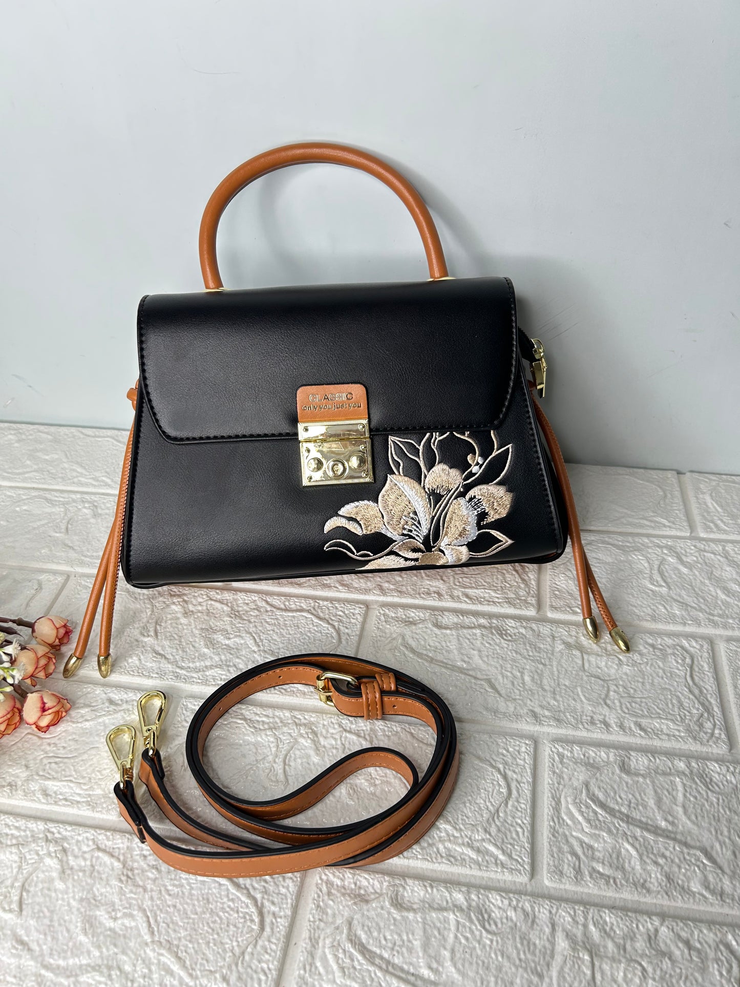 Floral TopHandle Bag ￼