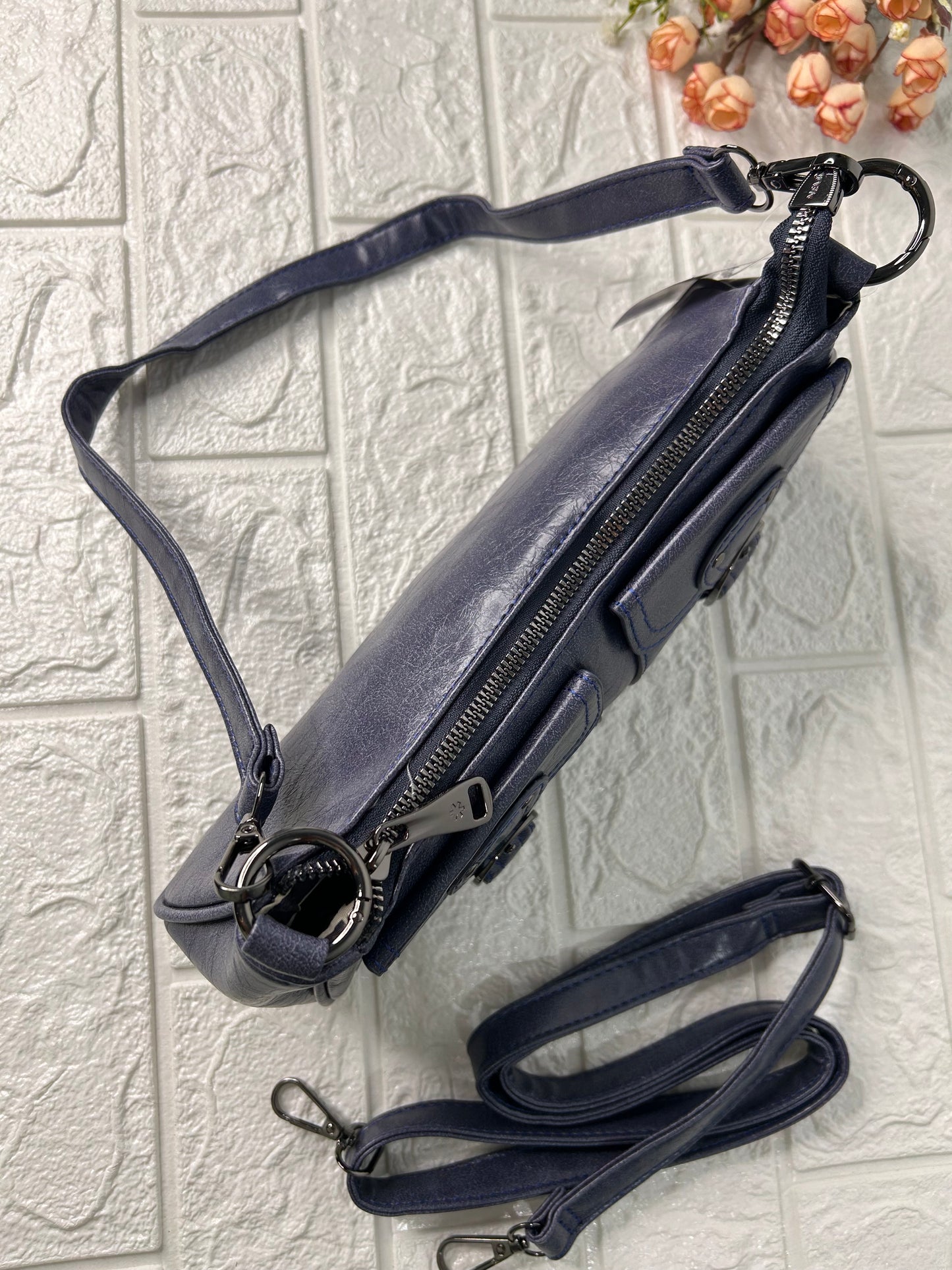 Matte Grace Shoulder