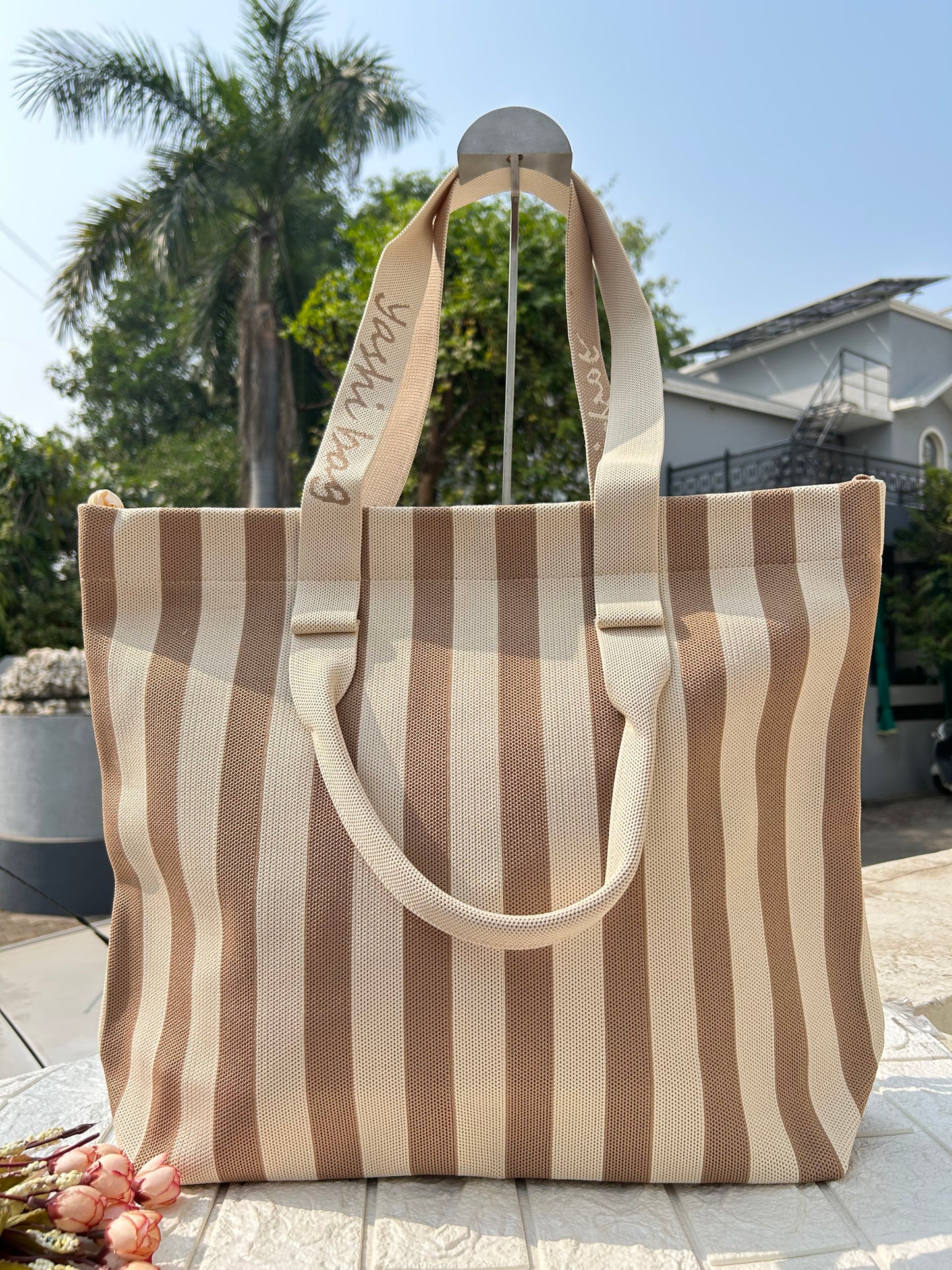 Tote Affair