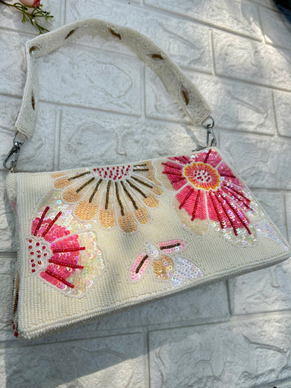 Moti Mehfil bag!