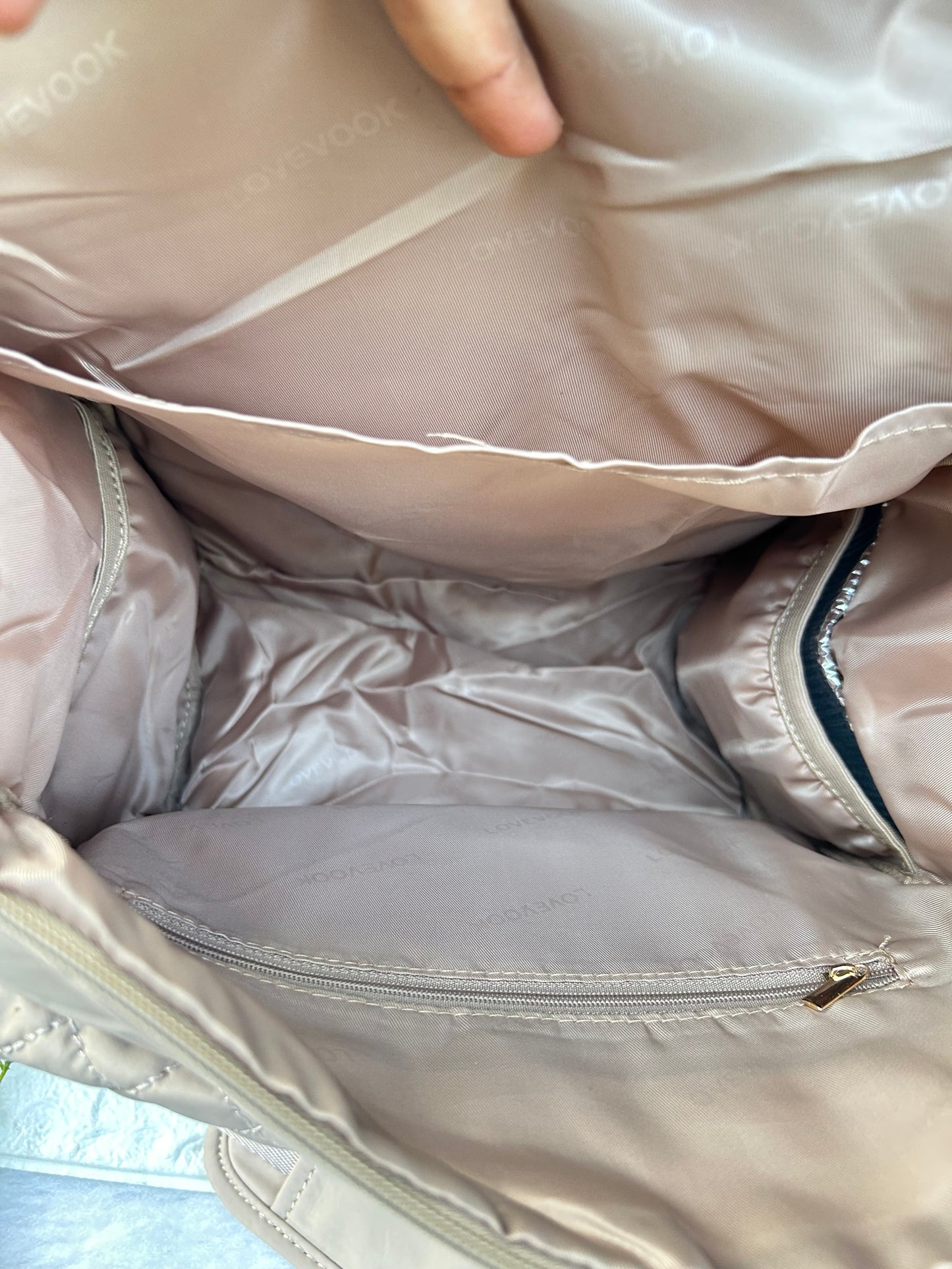 CloudCarry Backpack
